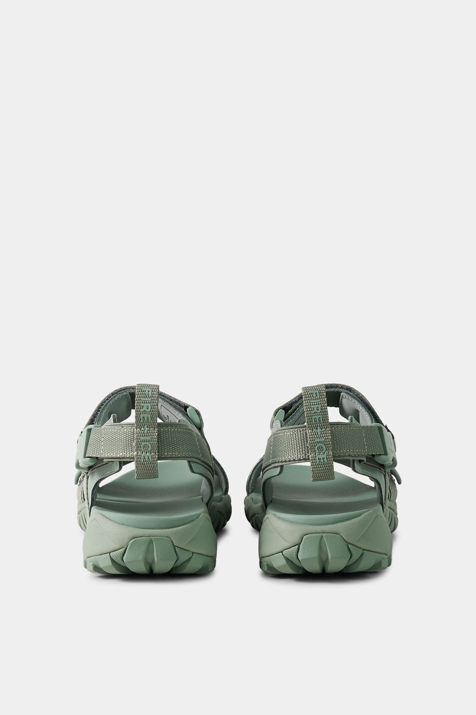 Sandals Lake Eucalyptus