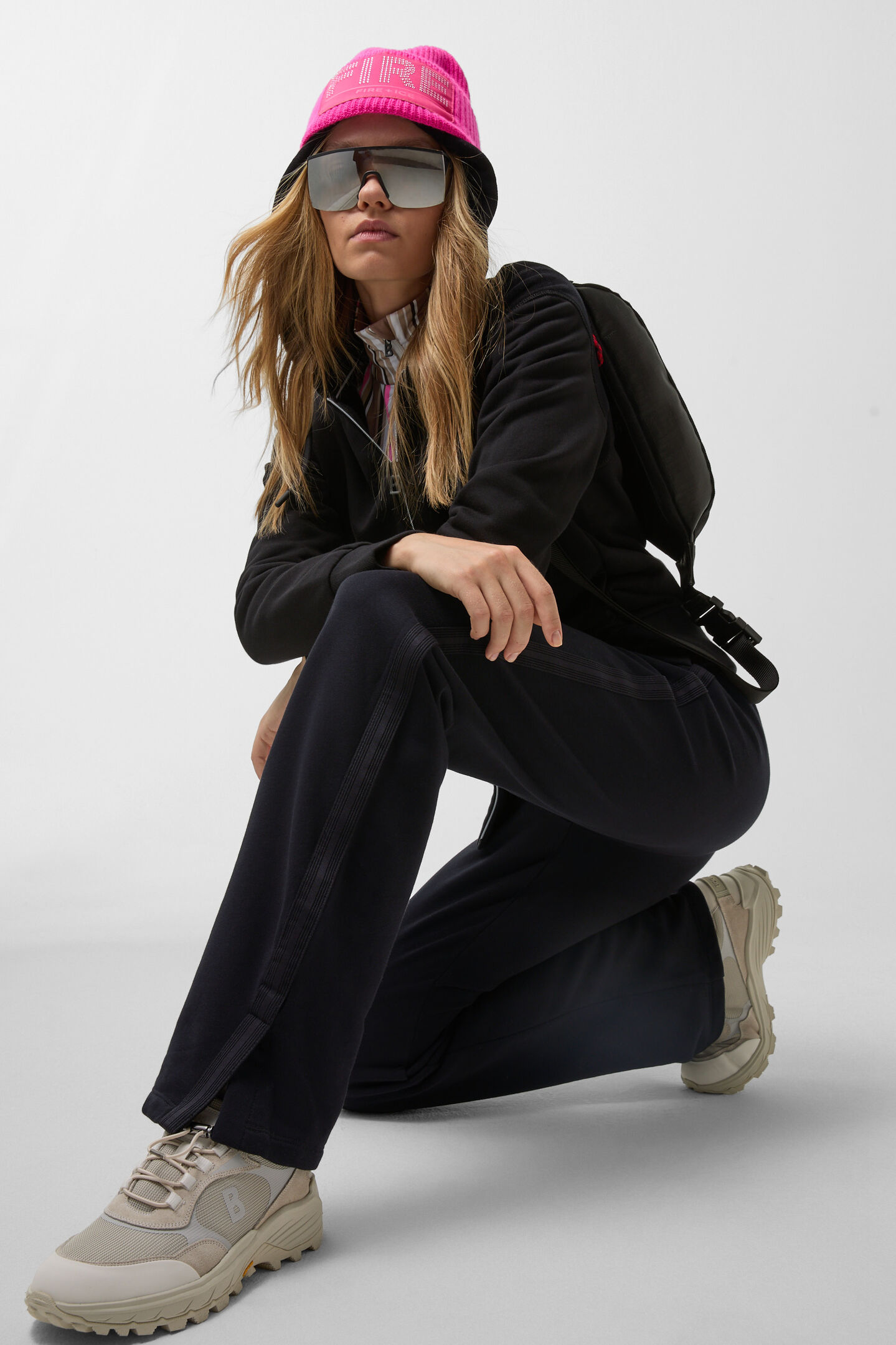 Caya joggers Black