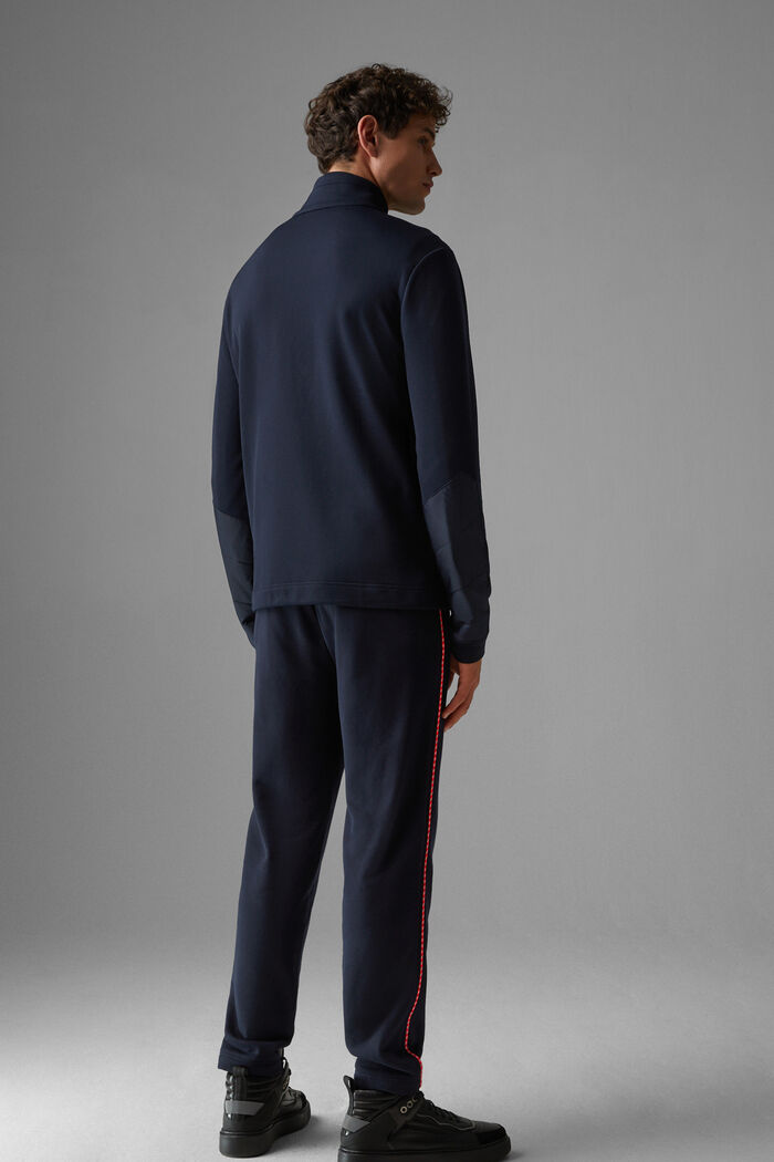 Midlayer Barry Midlayer Barry