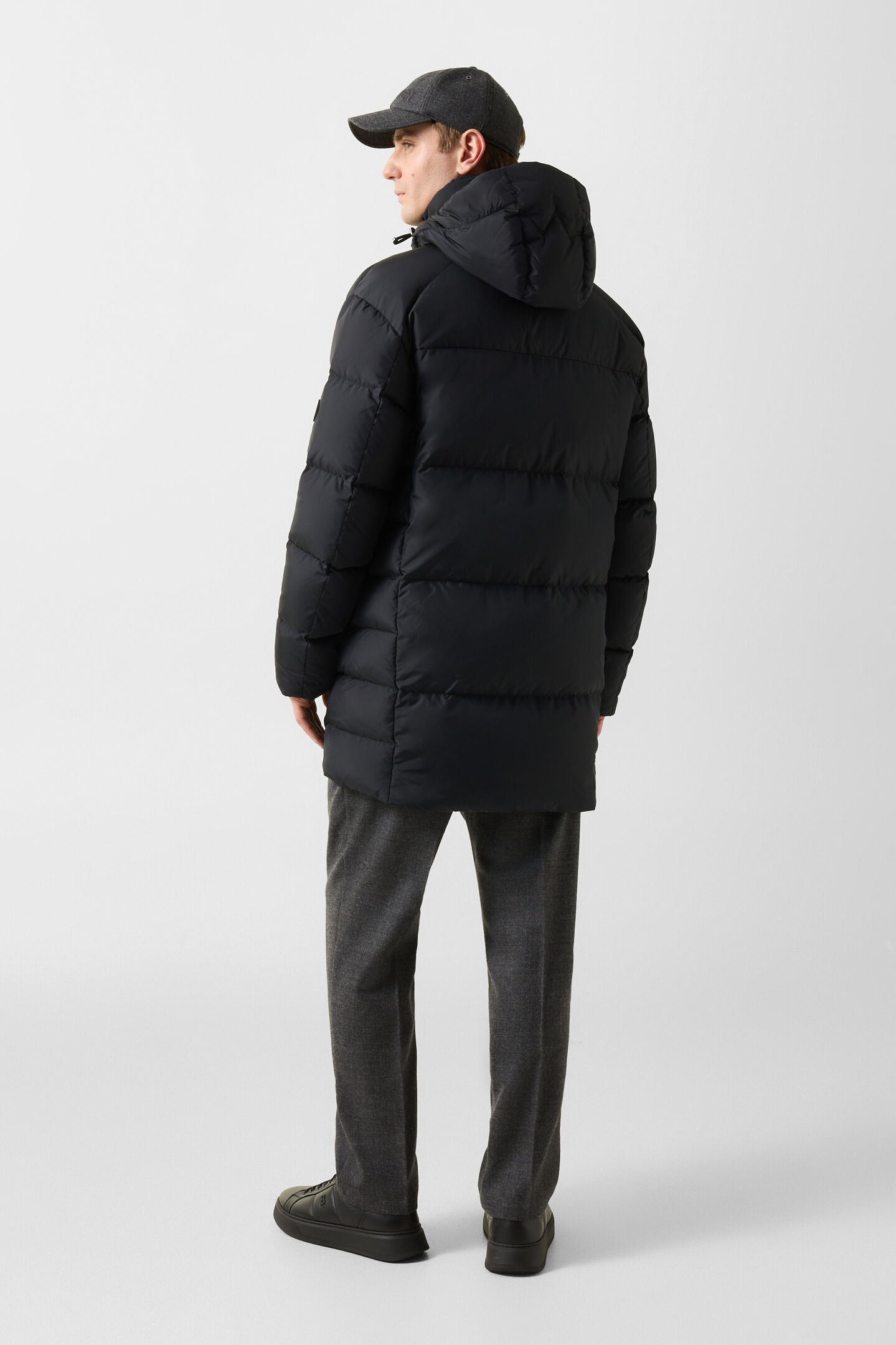 Jones Down Jacket Black