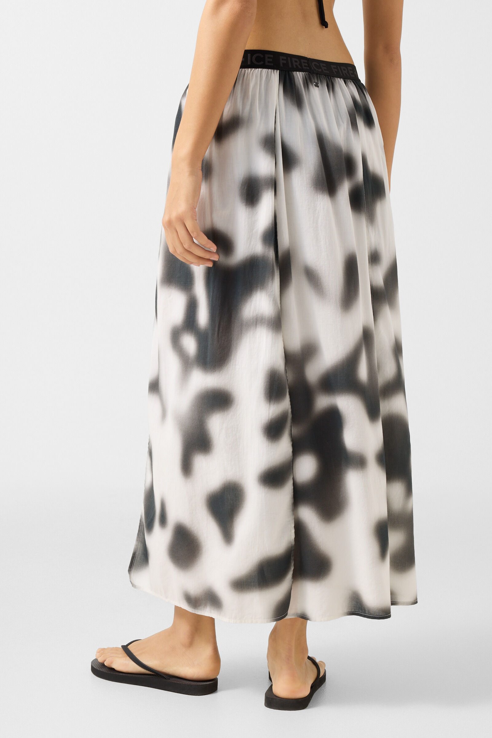 Nadea skirt Black/white