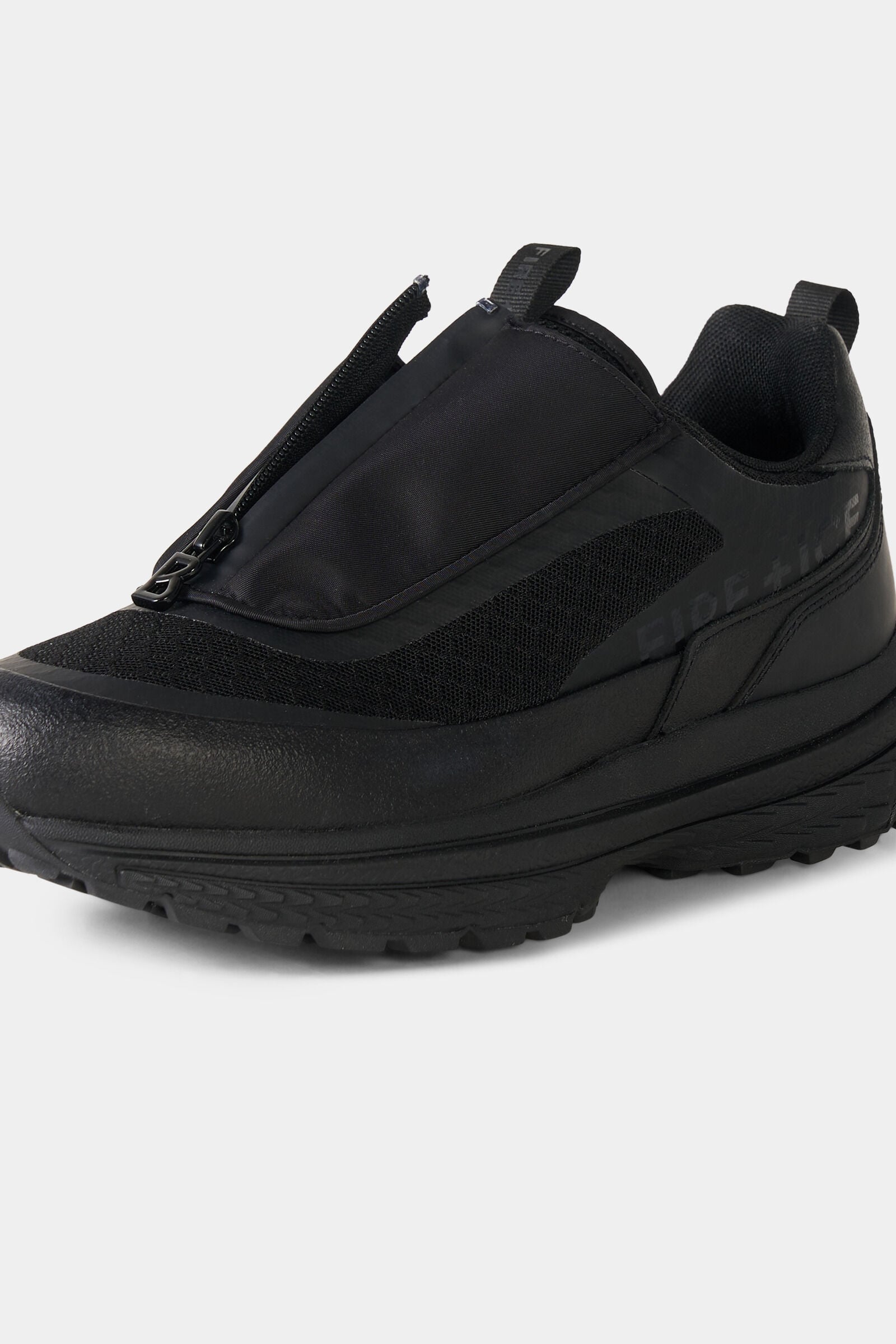 Taylor trainers Black