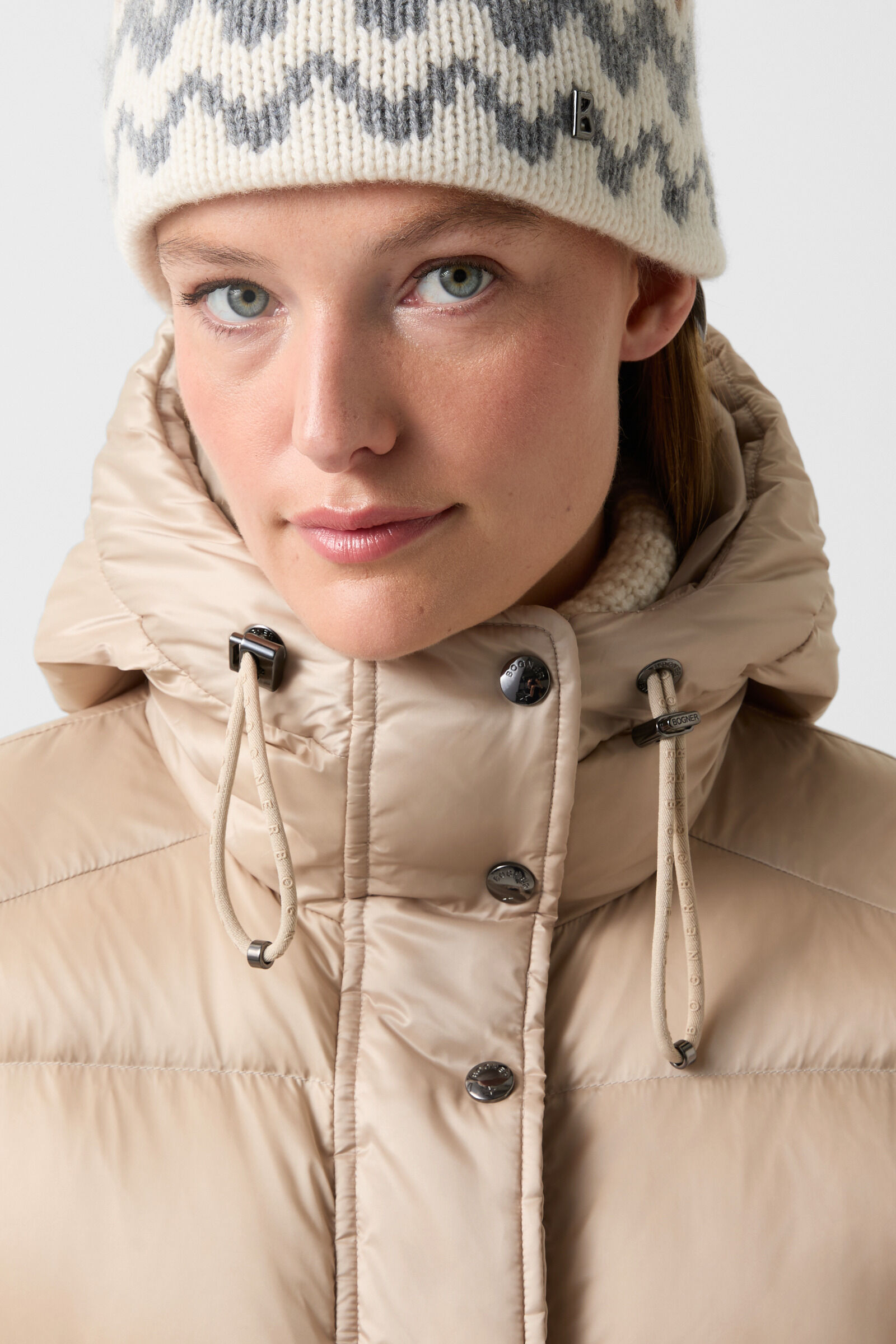Jonna down coat Beige