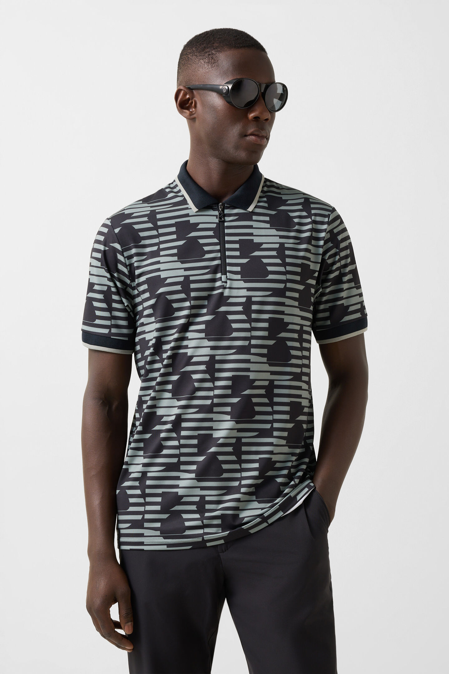 Valentin functional short-sleeved top Black/eucalyptus