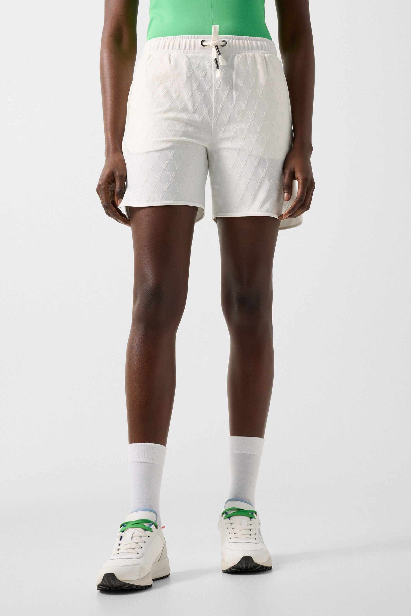 Short Alycia Blanc cass&eacute;