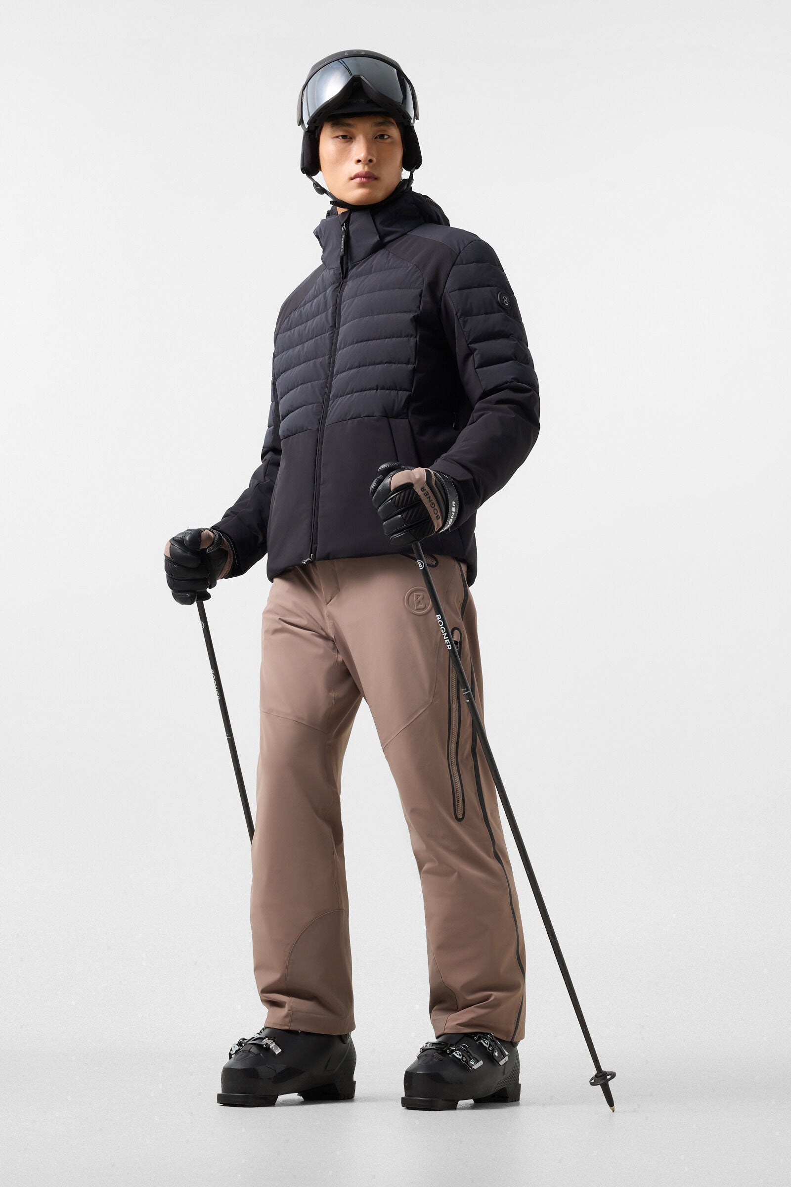Hennik ski jacket Black
