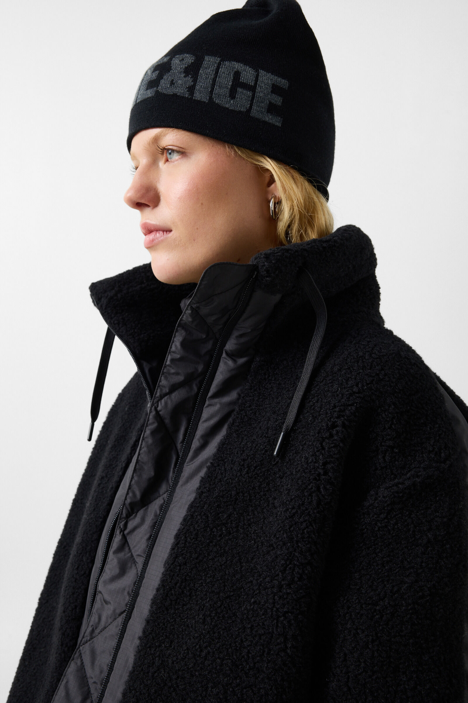 Ninetta Mid-Layer Teddy Jacket Black
