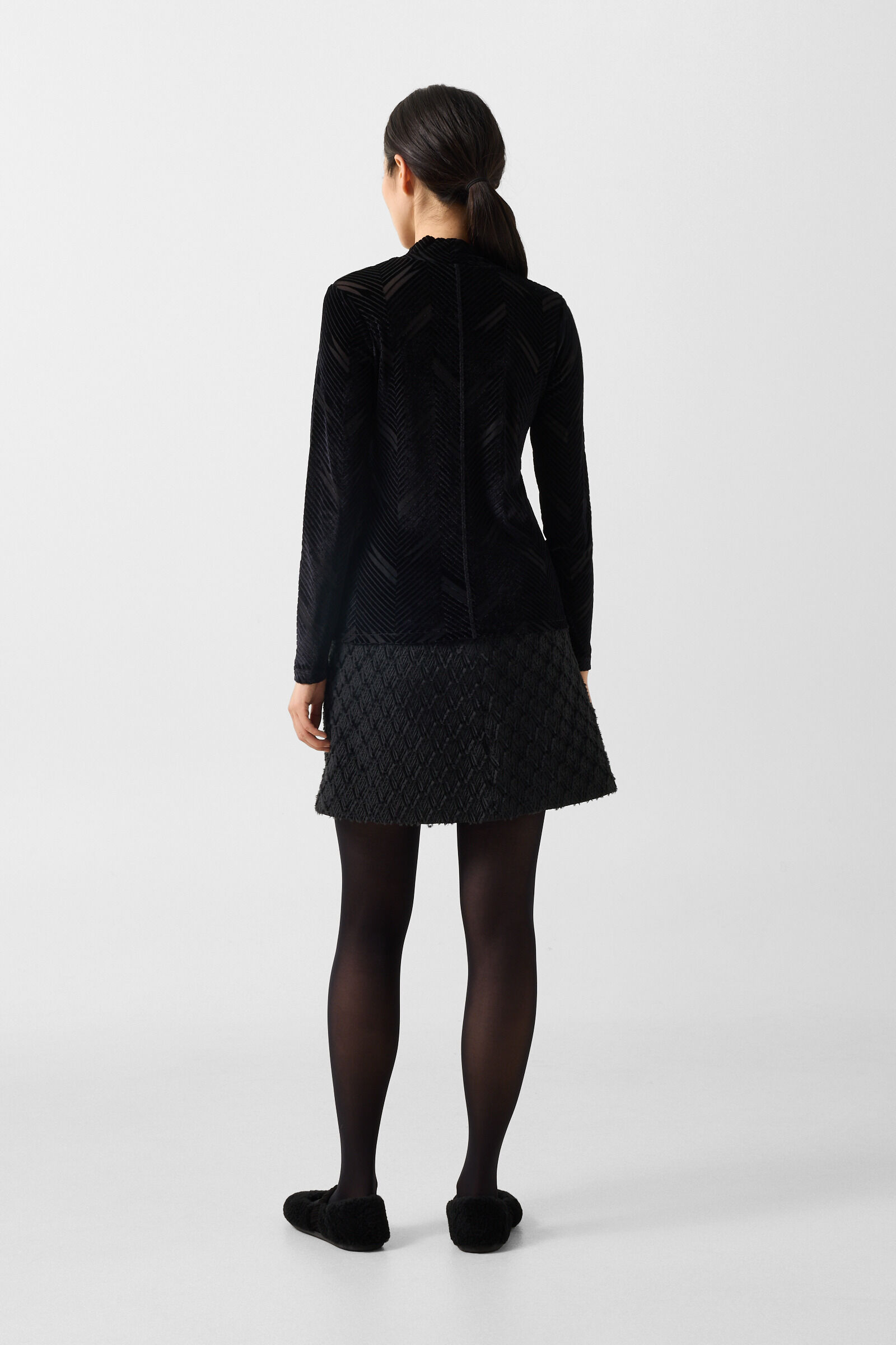 Cherie velvet long-sleeved top Black