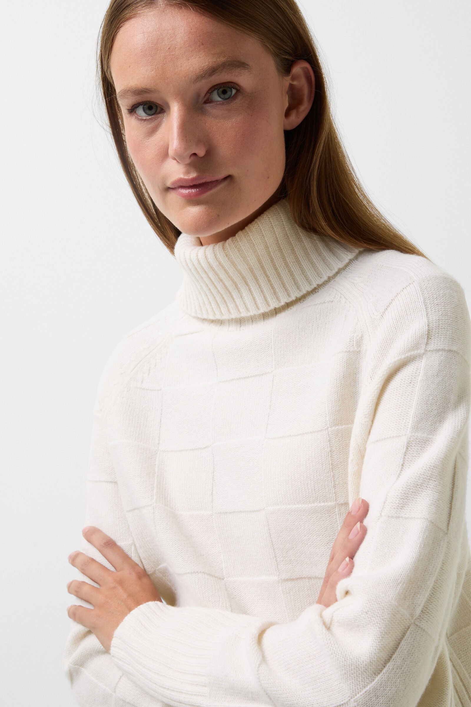 Lake turtleneck jumper Cream