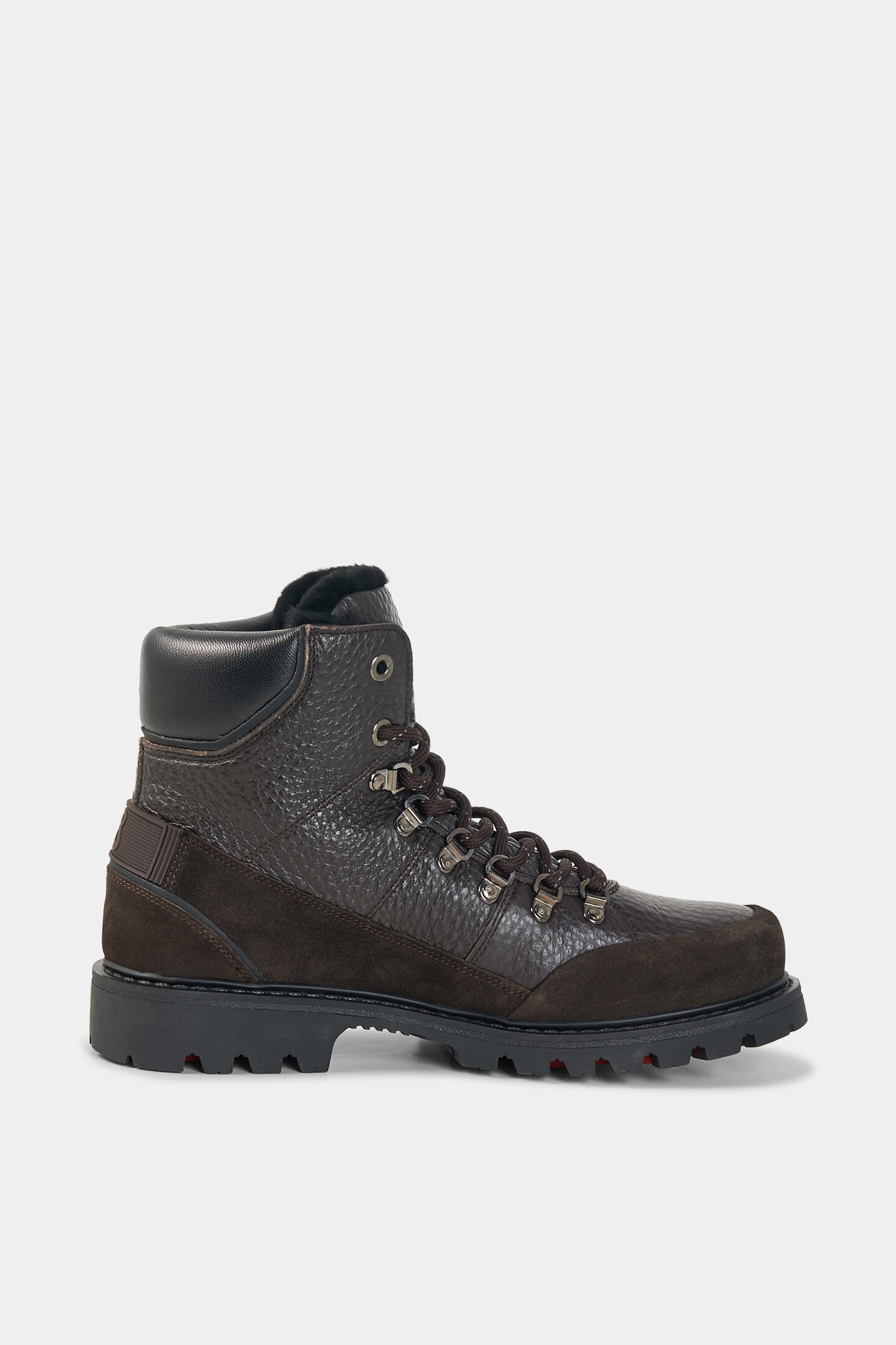 Bottes &agrave; lacets Helsinki avec crampons Marron fonc&eacute;