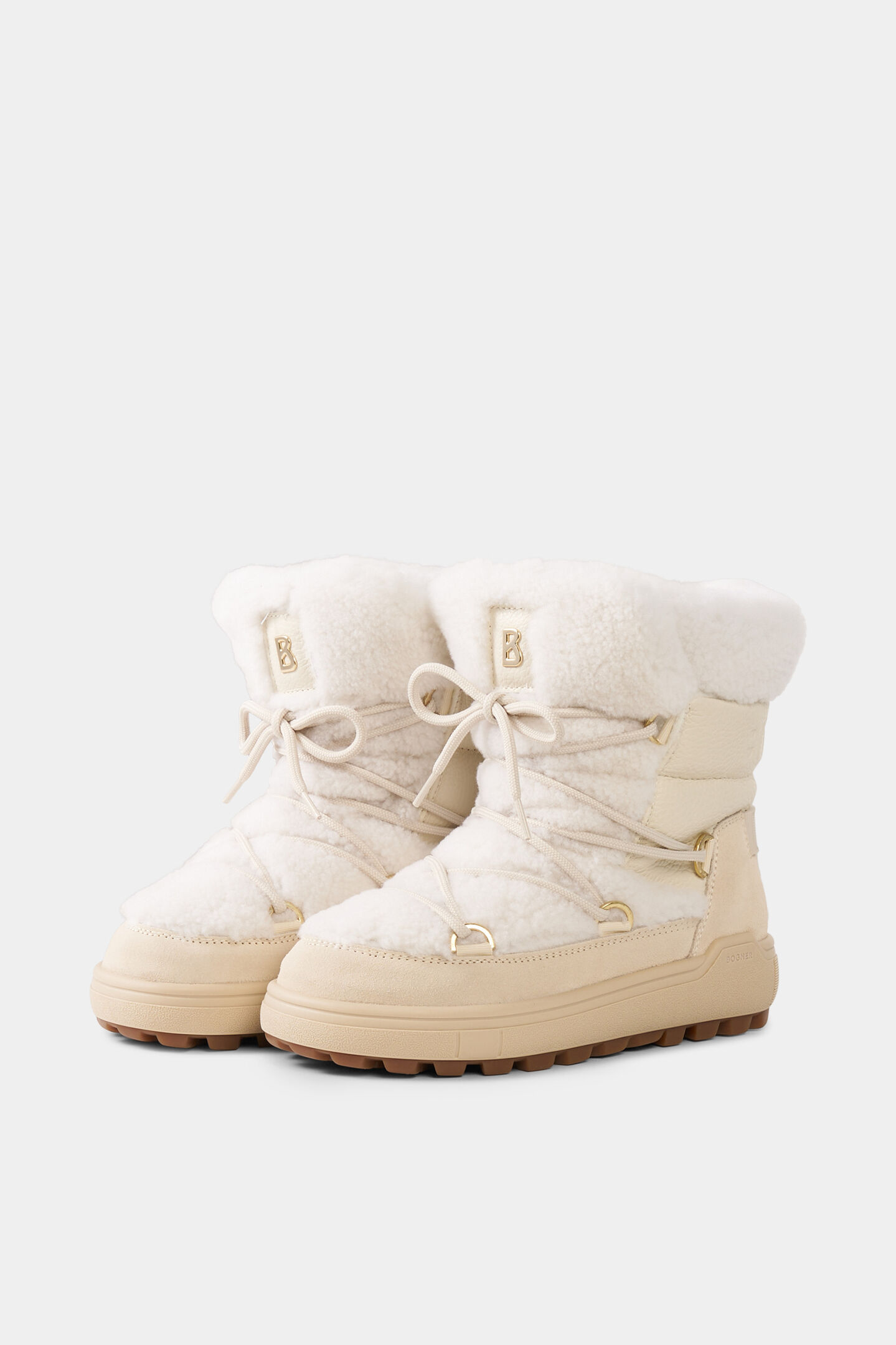 Chamonix Snow Boots with Spikes Off-White