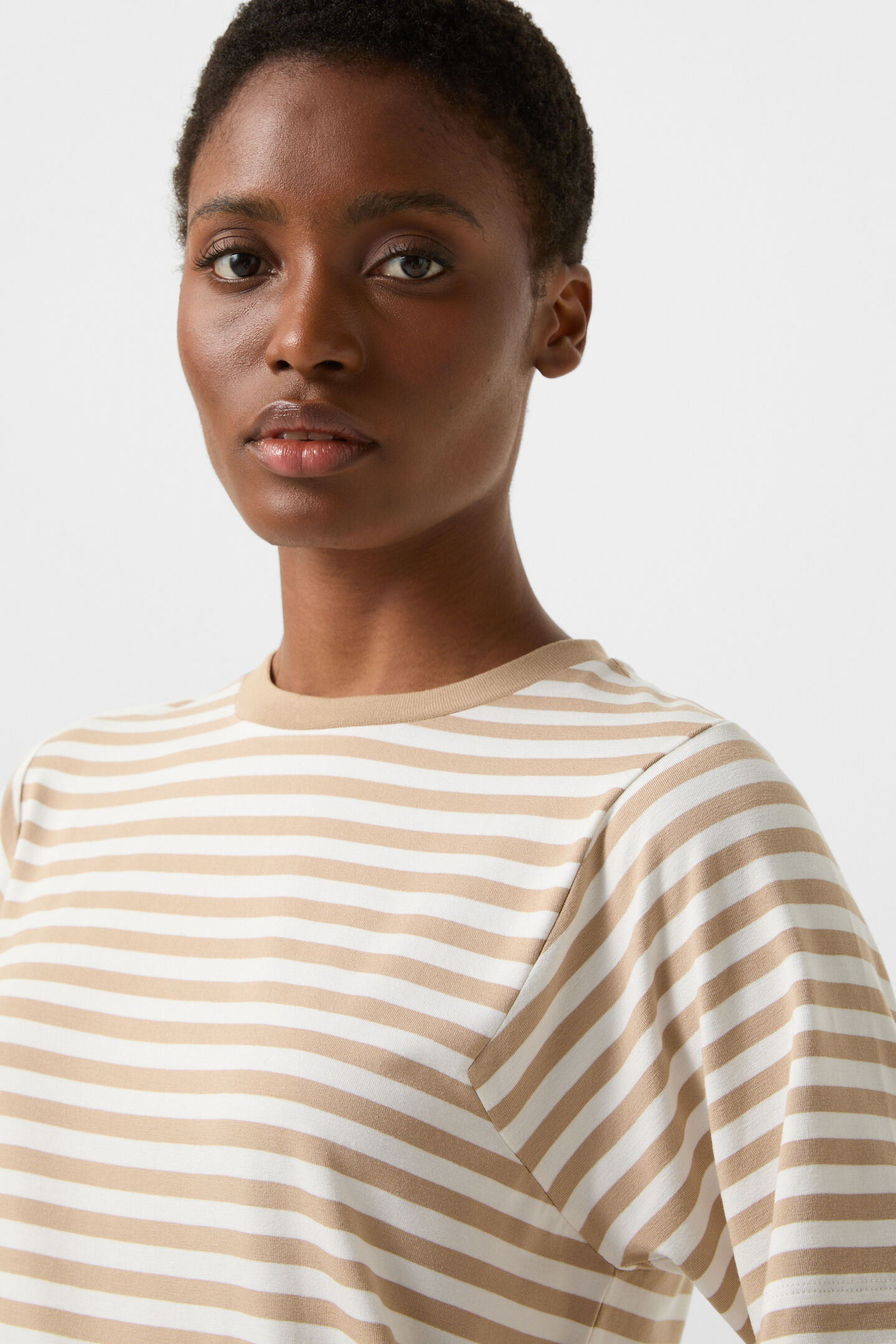 T-Shirt Raya Beige/Sand