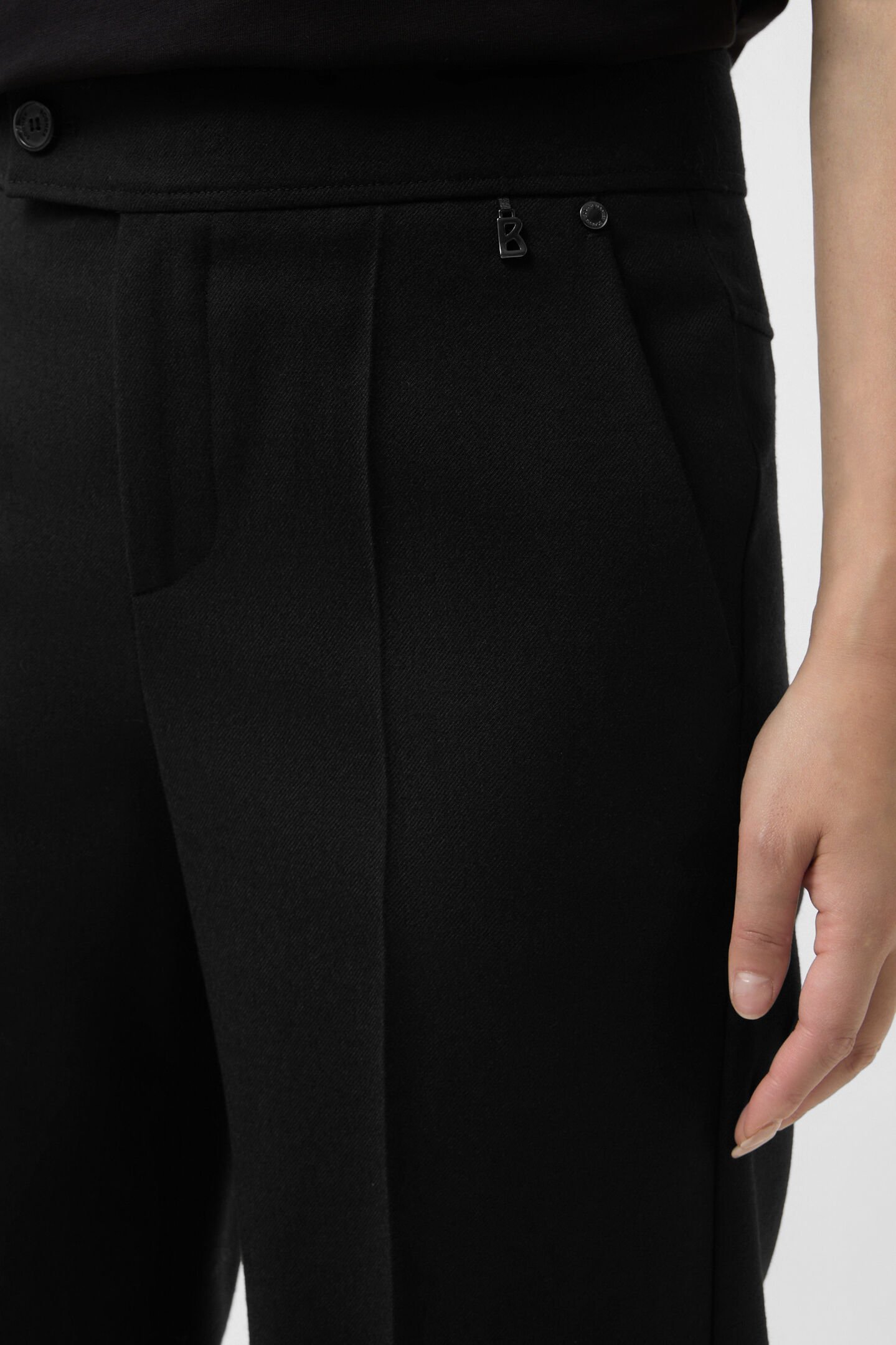 Pure new wool trousers Hermia Black