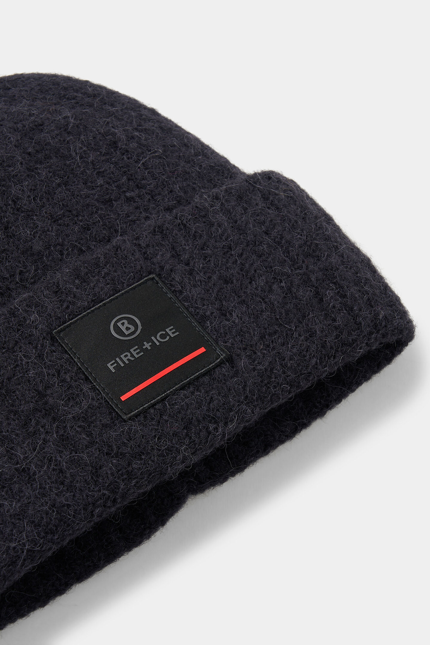 Tuana hat Black