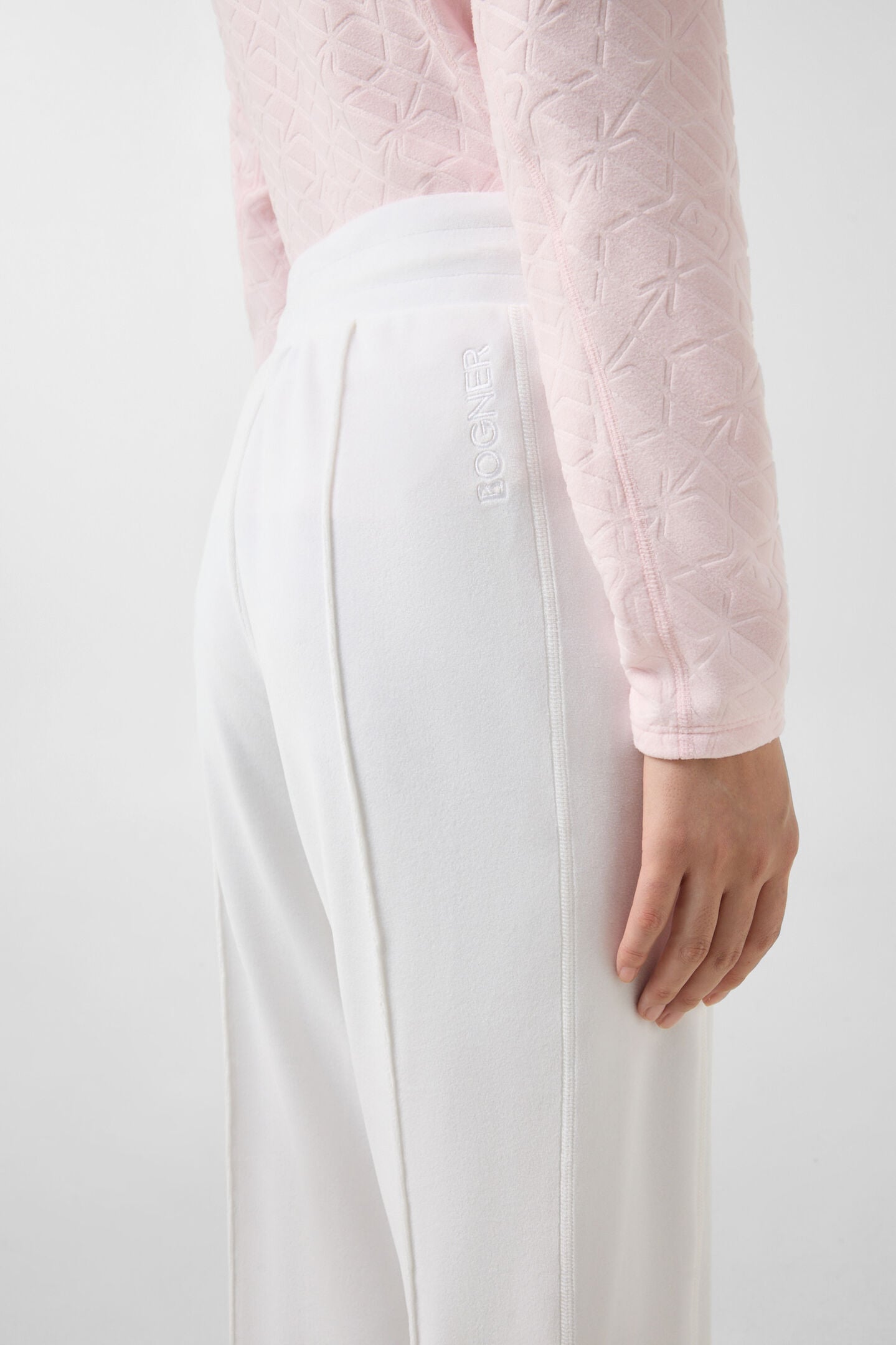 Pantalon de samedi Felice Blanc cass&eacute;