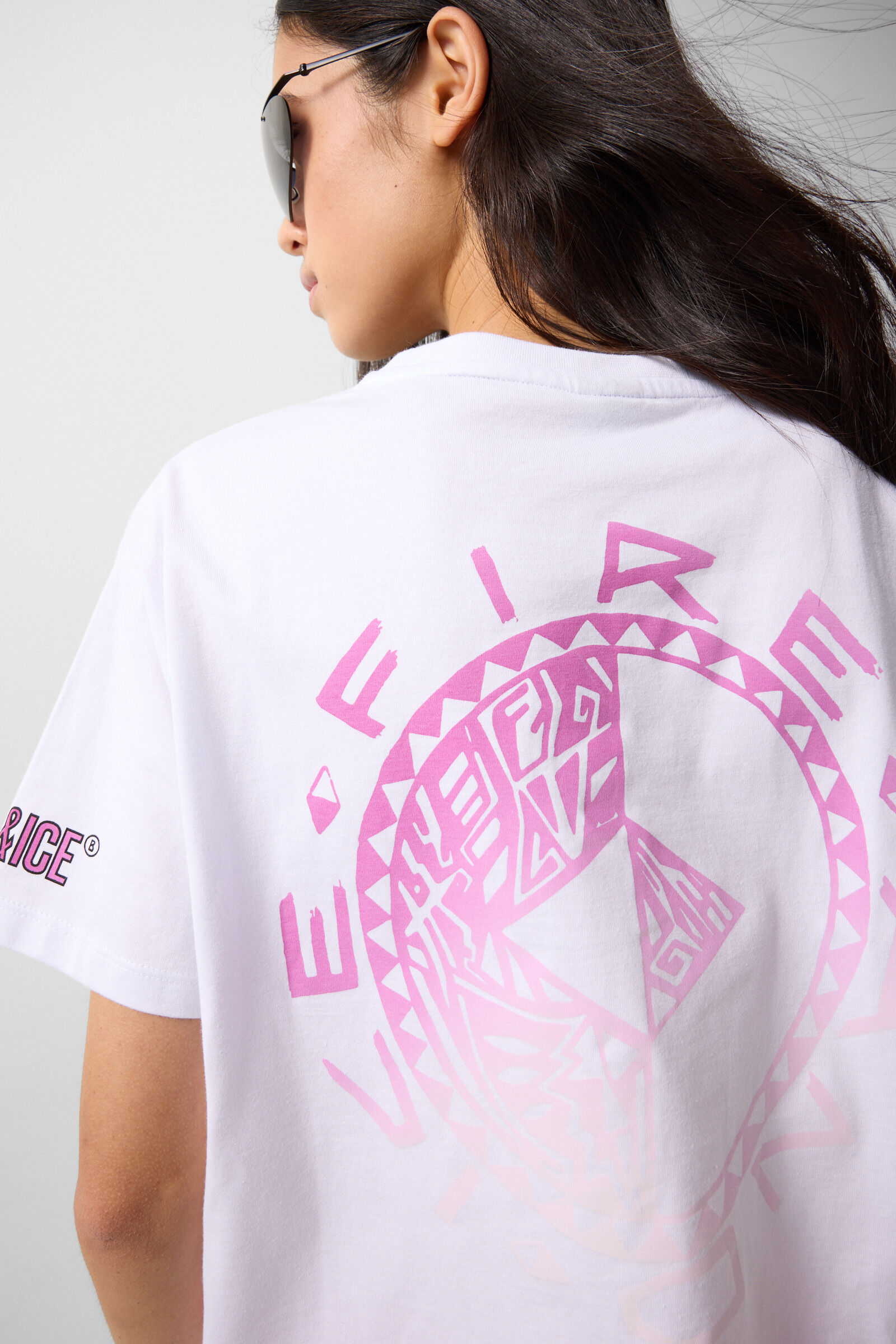 T-Shirt Cara Wei&szlig;