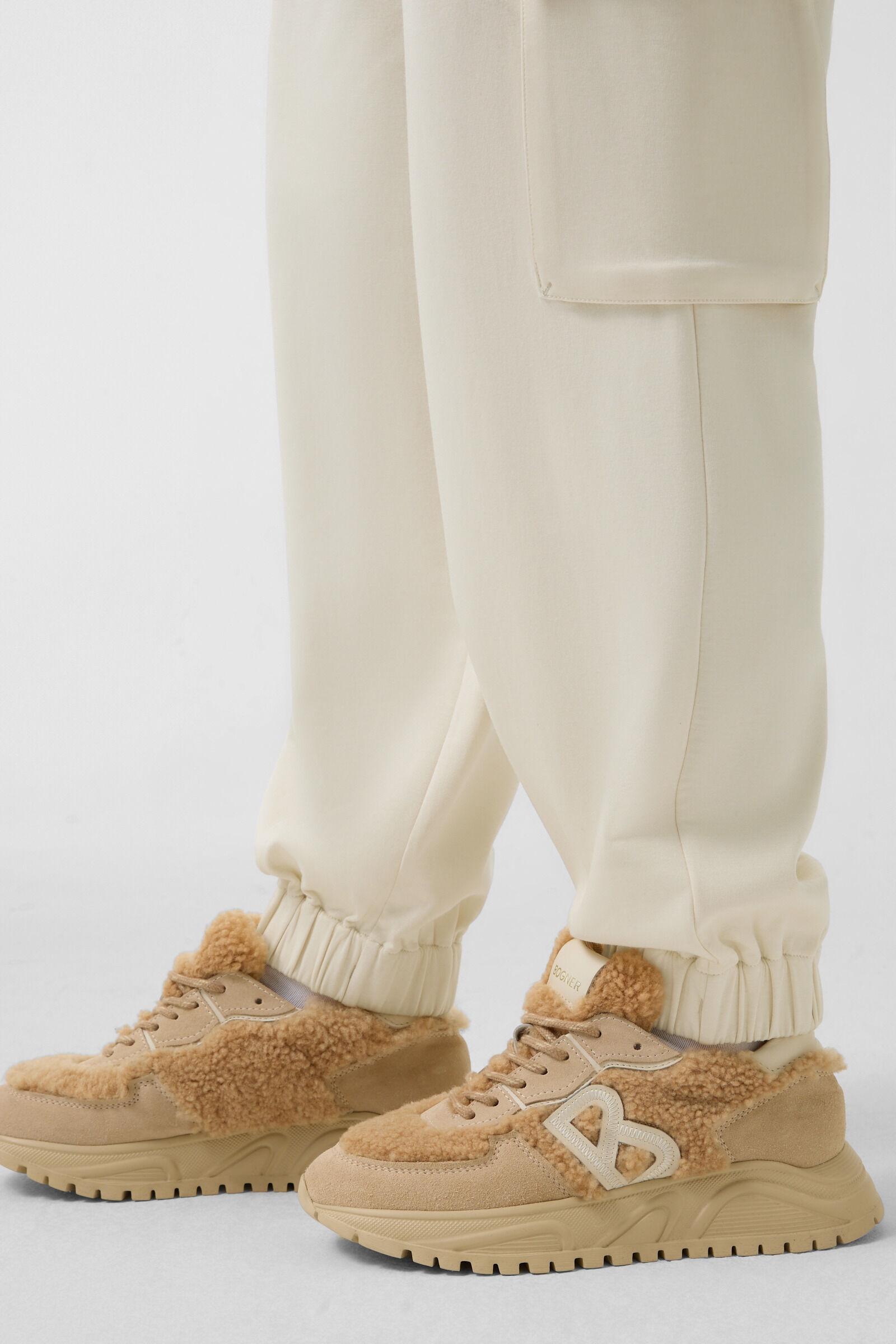 Marou cargo joggers Cream
