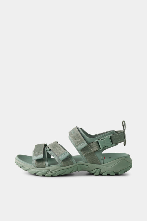 Sandals Lake Eucalyptus