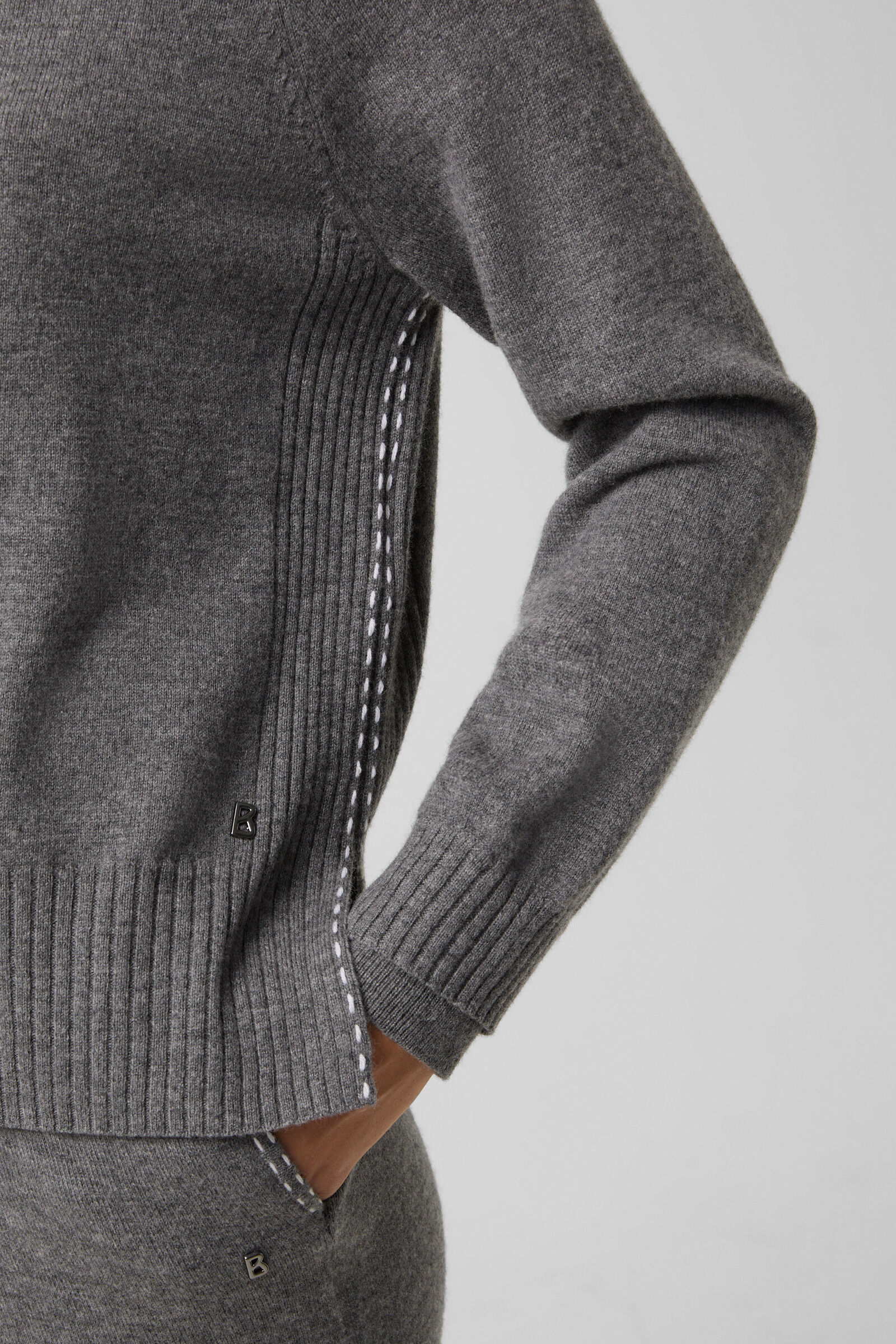 Lysanne virgin wool jumper Anthracite