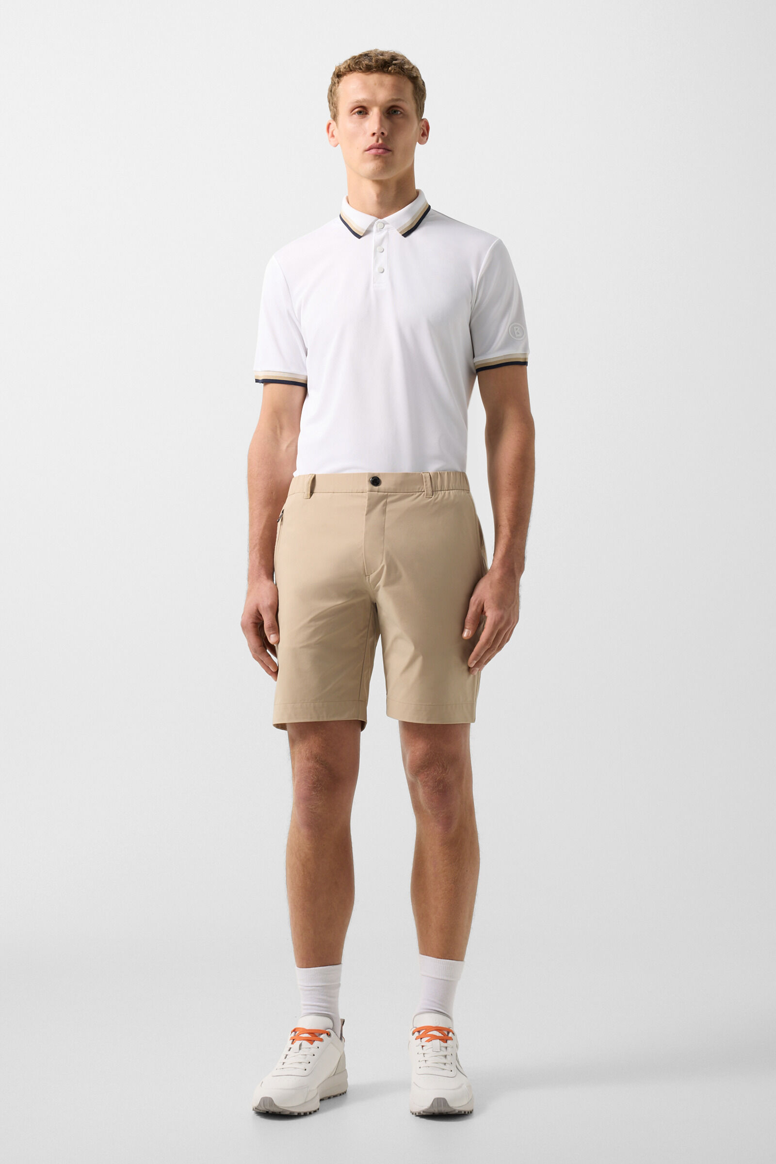 Arik functional short-sleeved top White