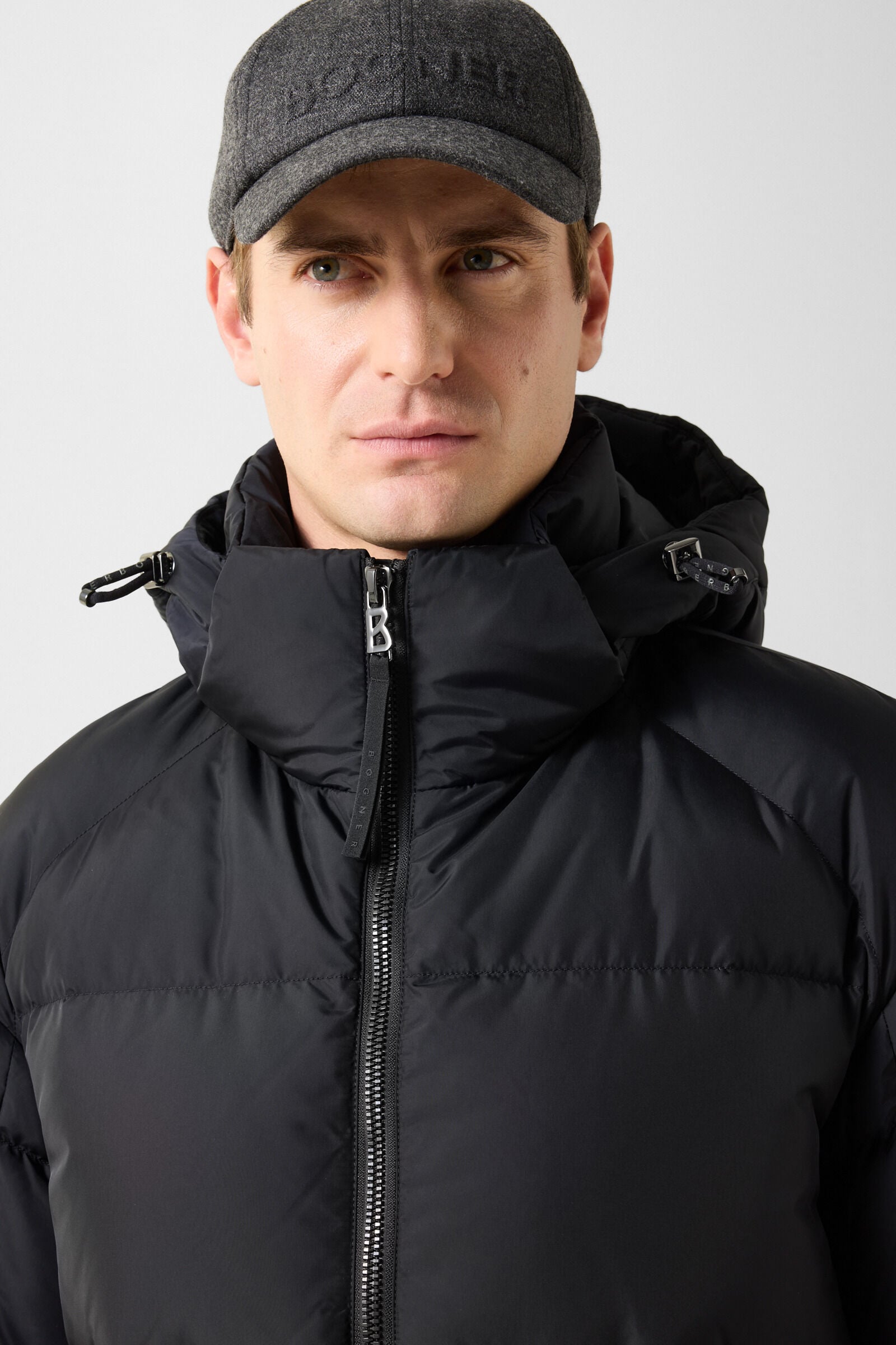 Jones Down Jacket Black