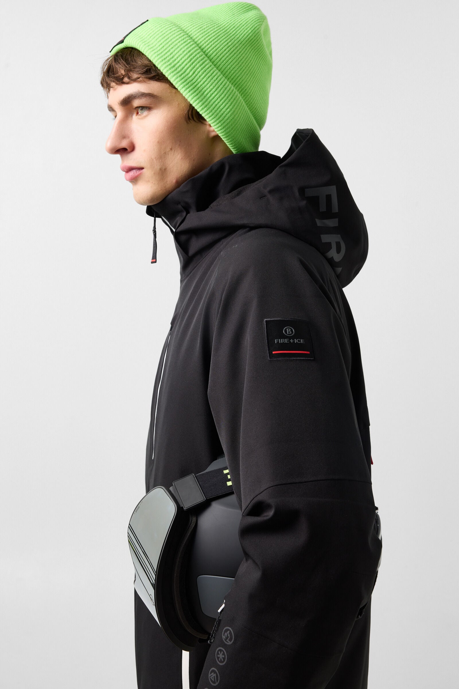 Eason Ski Jacket Black