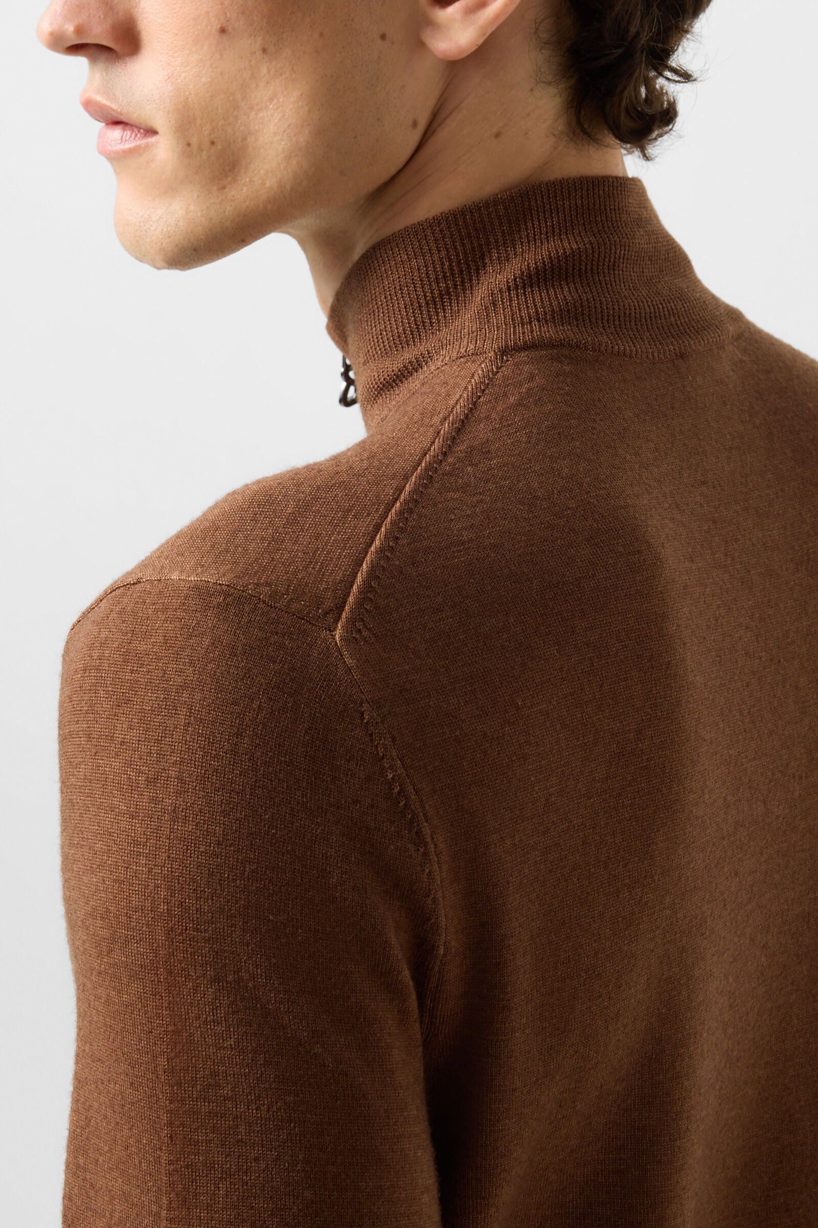 Ouri merino troyer Brown