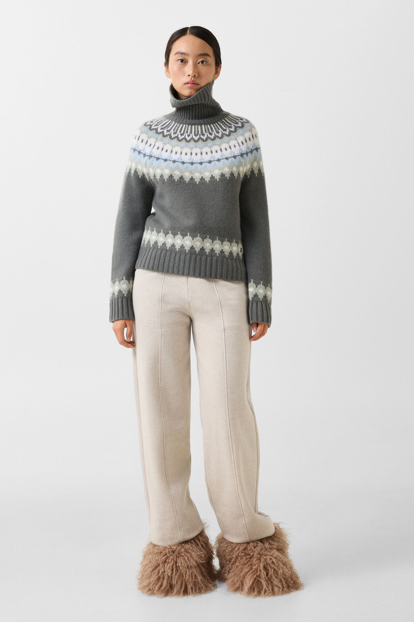 Ingrid cashmere jumper and Norwegian-style jumper Olive/Light blue/Off-white