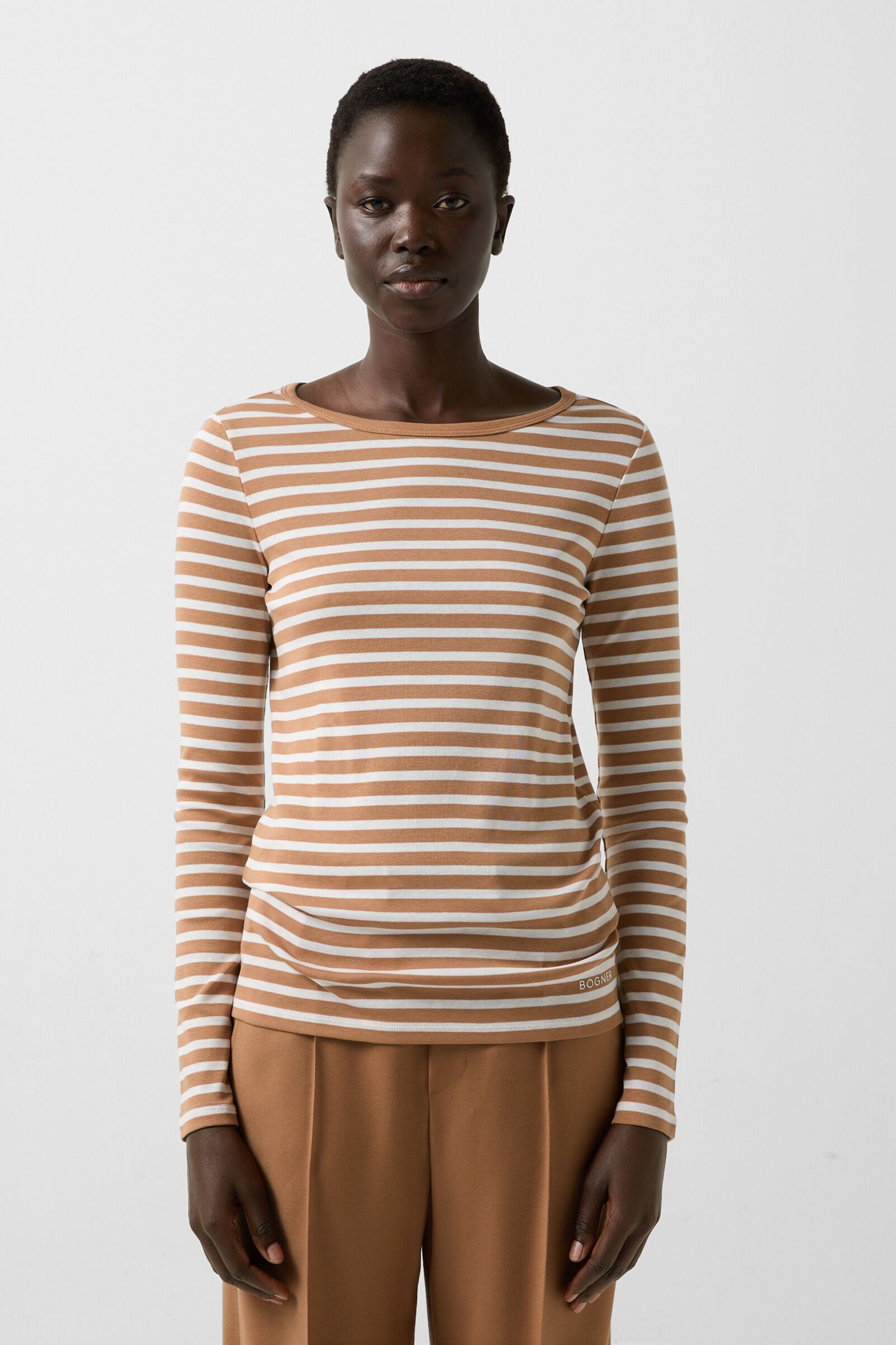 Longsleeve Louna Camel/Wei&szlig;