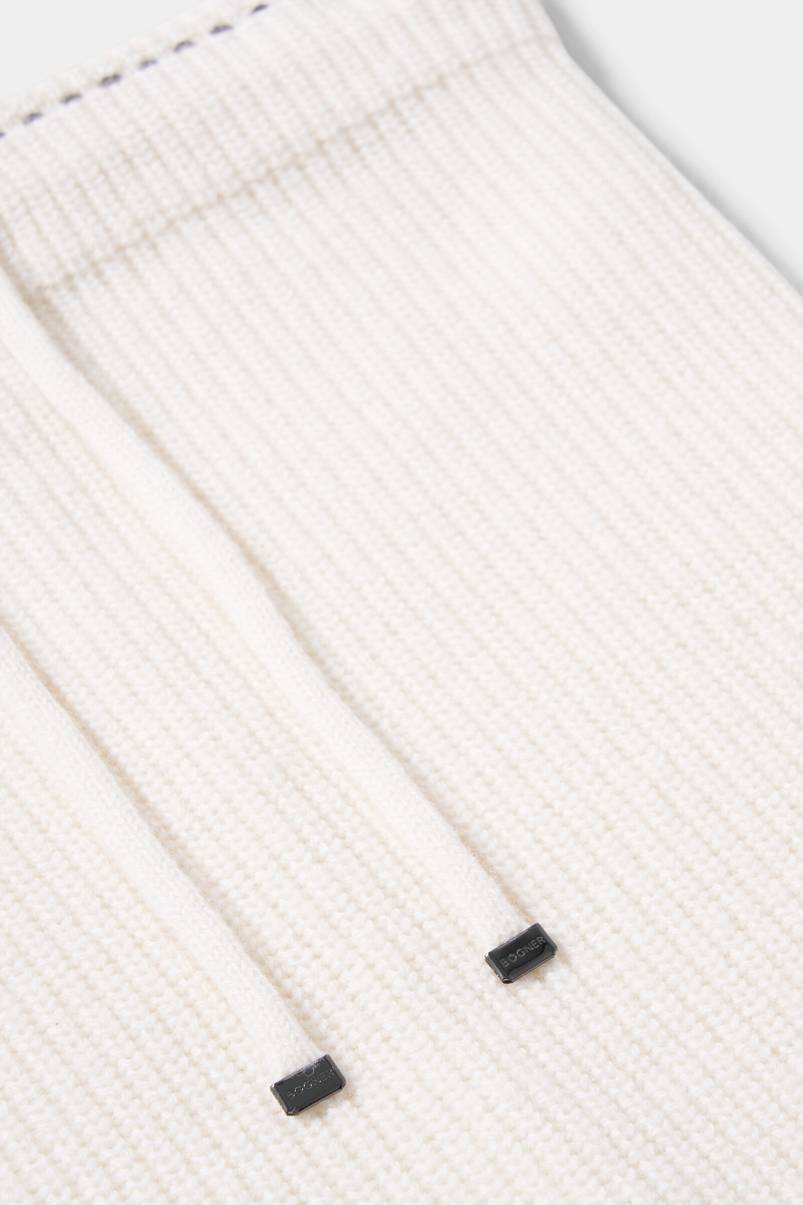 Merve loop scarf Cream