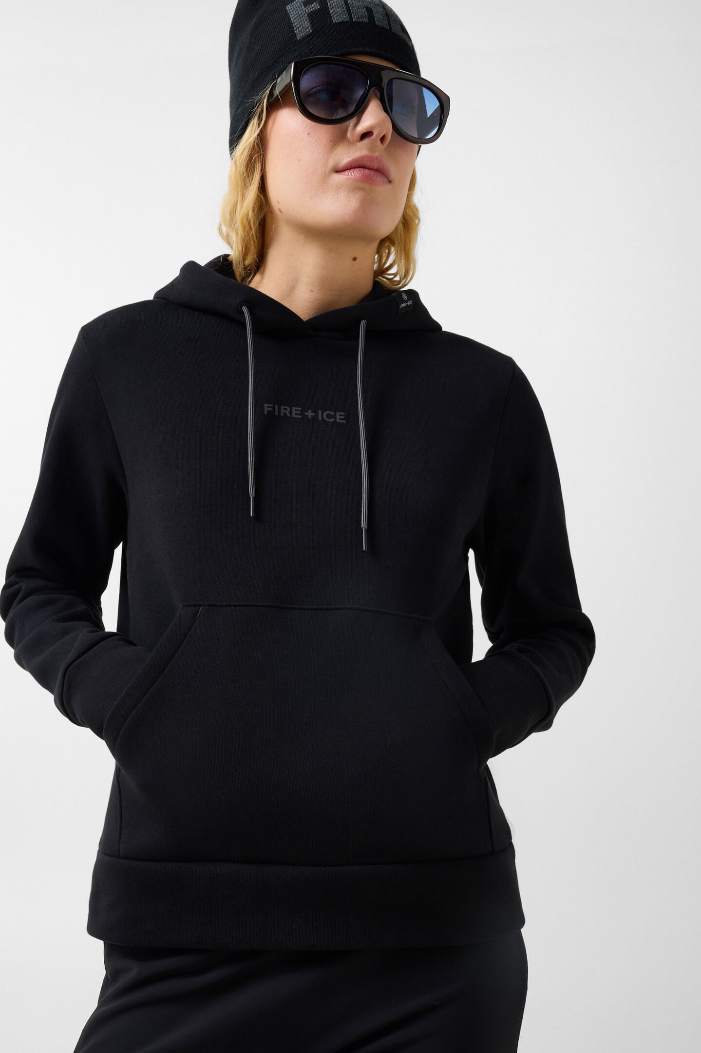 Nila cotton hoodie Black