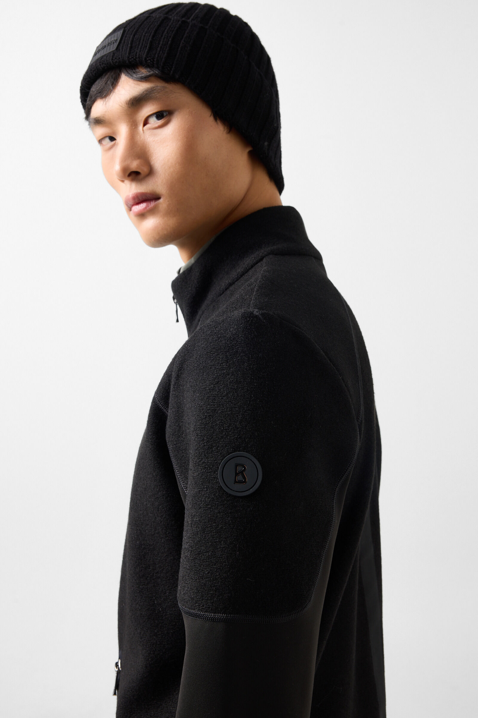 Curtiz Hybrid Mid-Layer Black