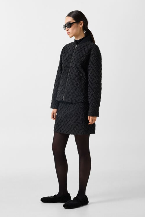 Look Janita Black 