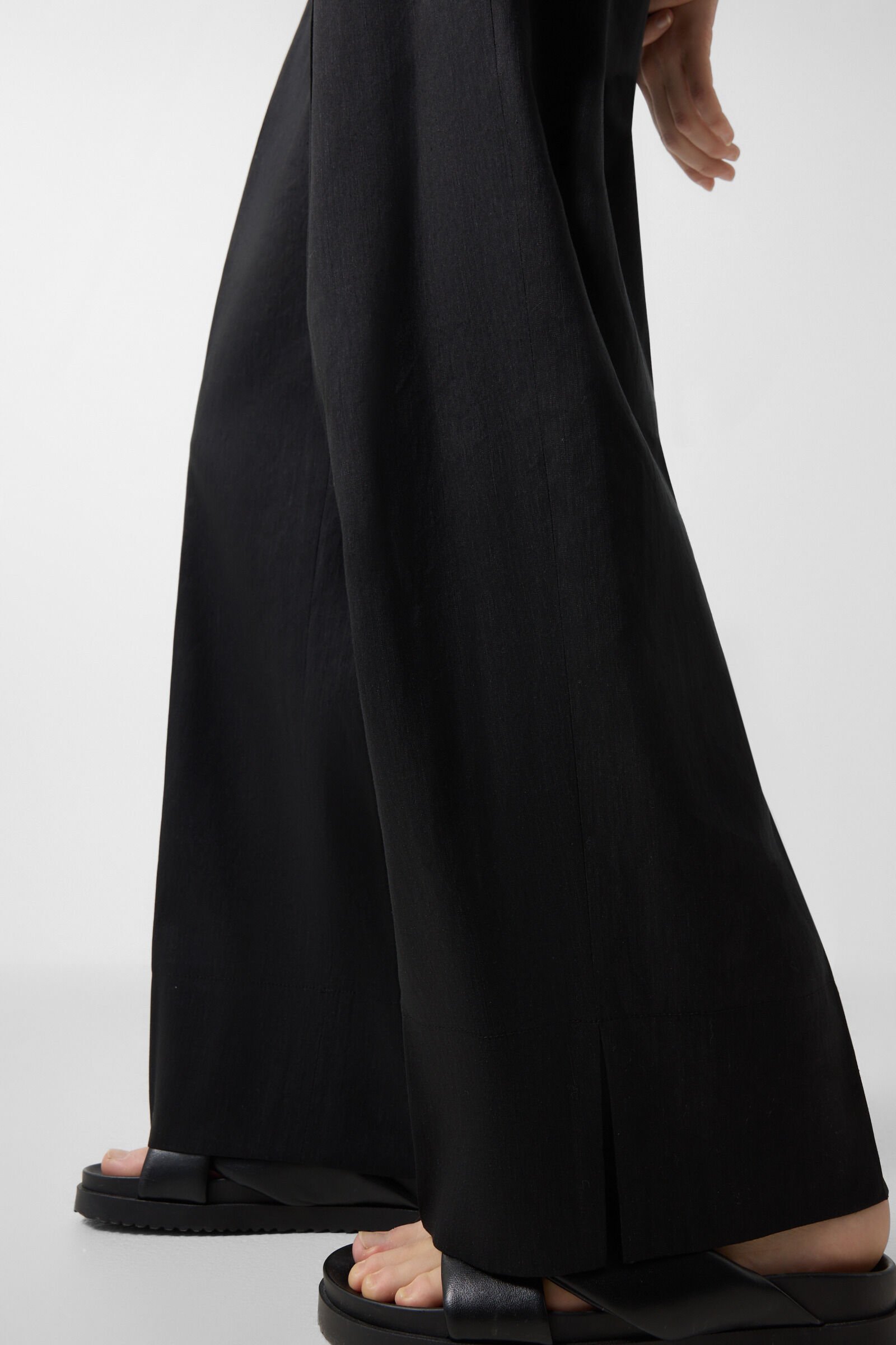 Pleated trousers Candy Black