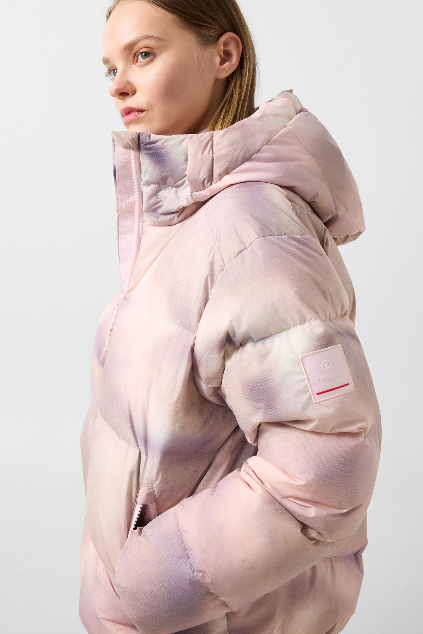 Vally Down Ski Jacket Beige/Pink