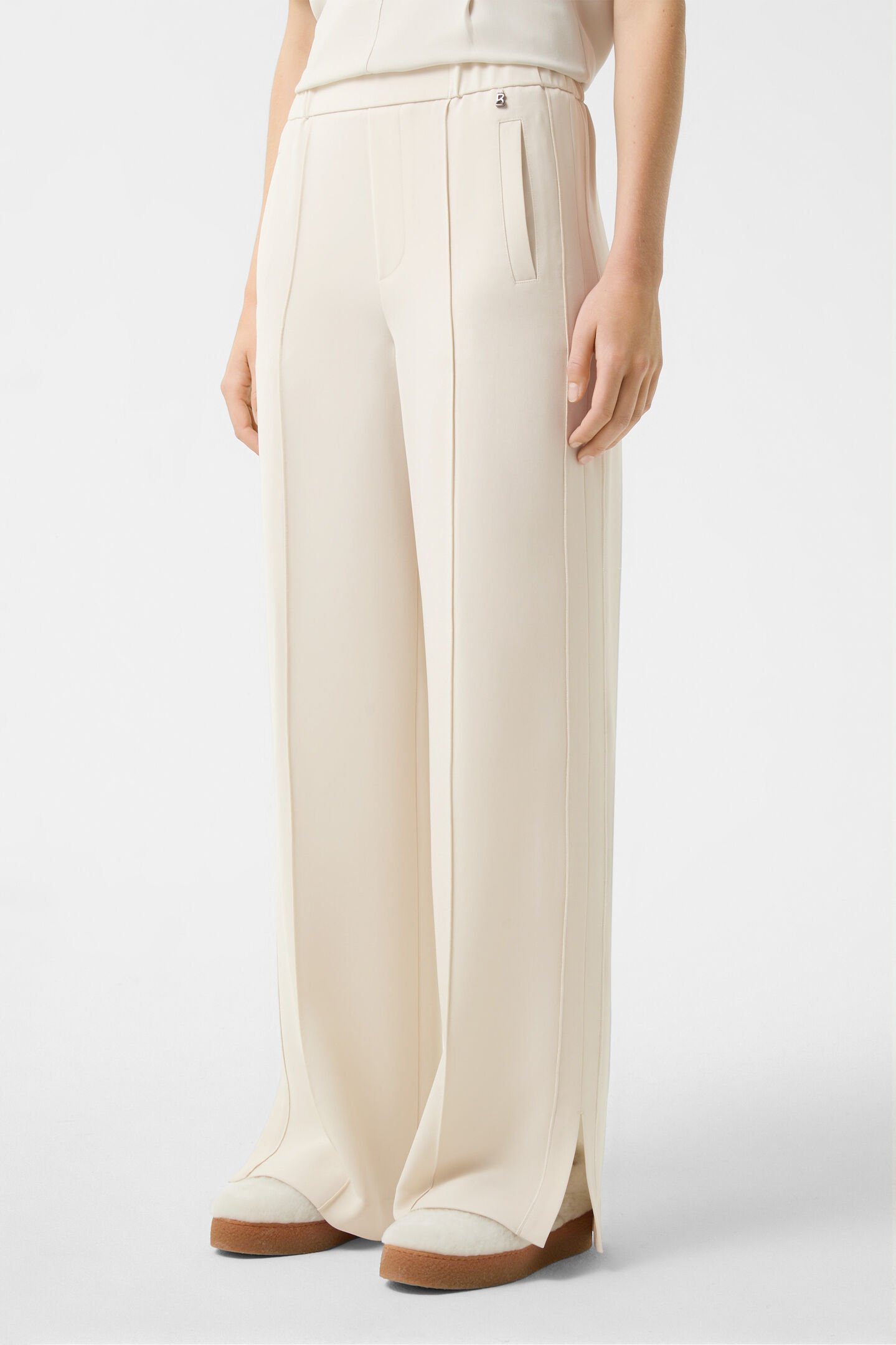 Suzy crepe marlene trousers Cream