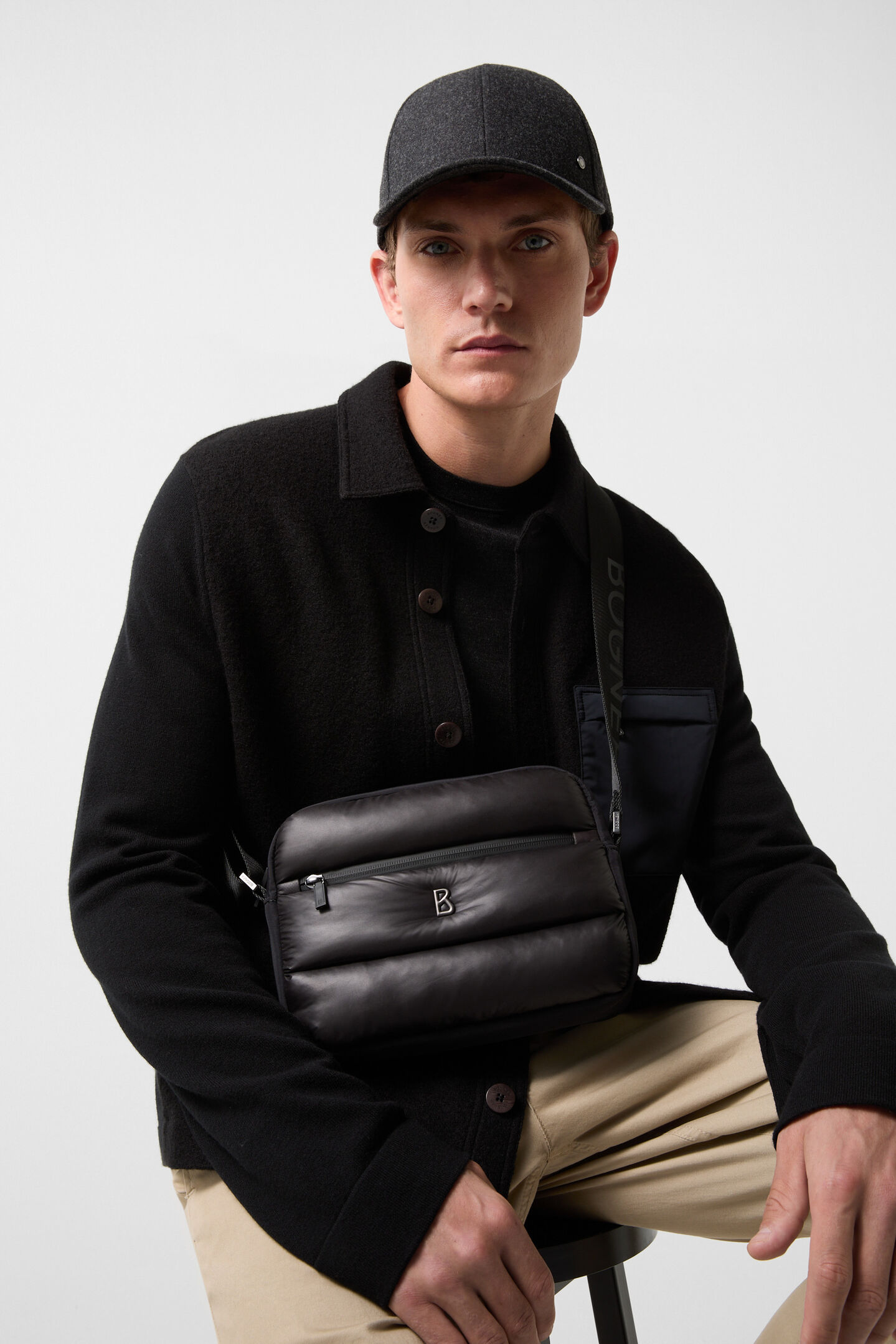 Monarch Linus Shoulder bag Black