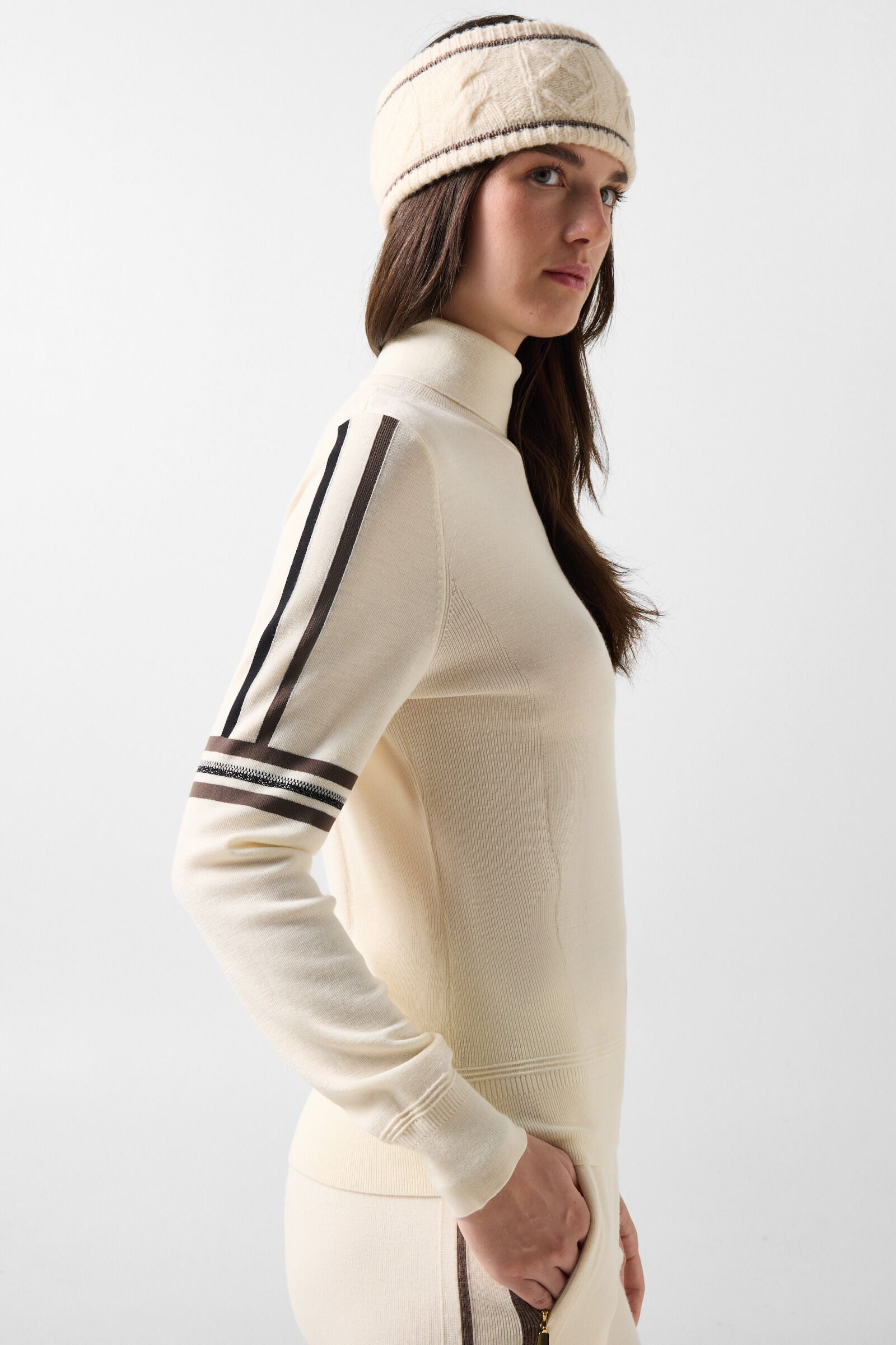 Schurwoll-Pullover Louise Off-White/Braun