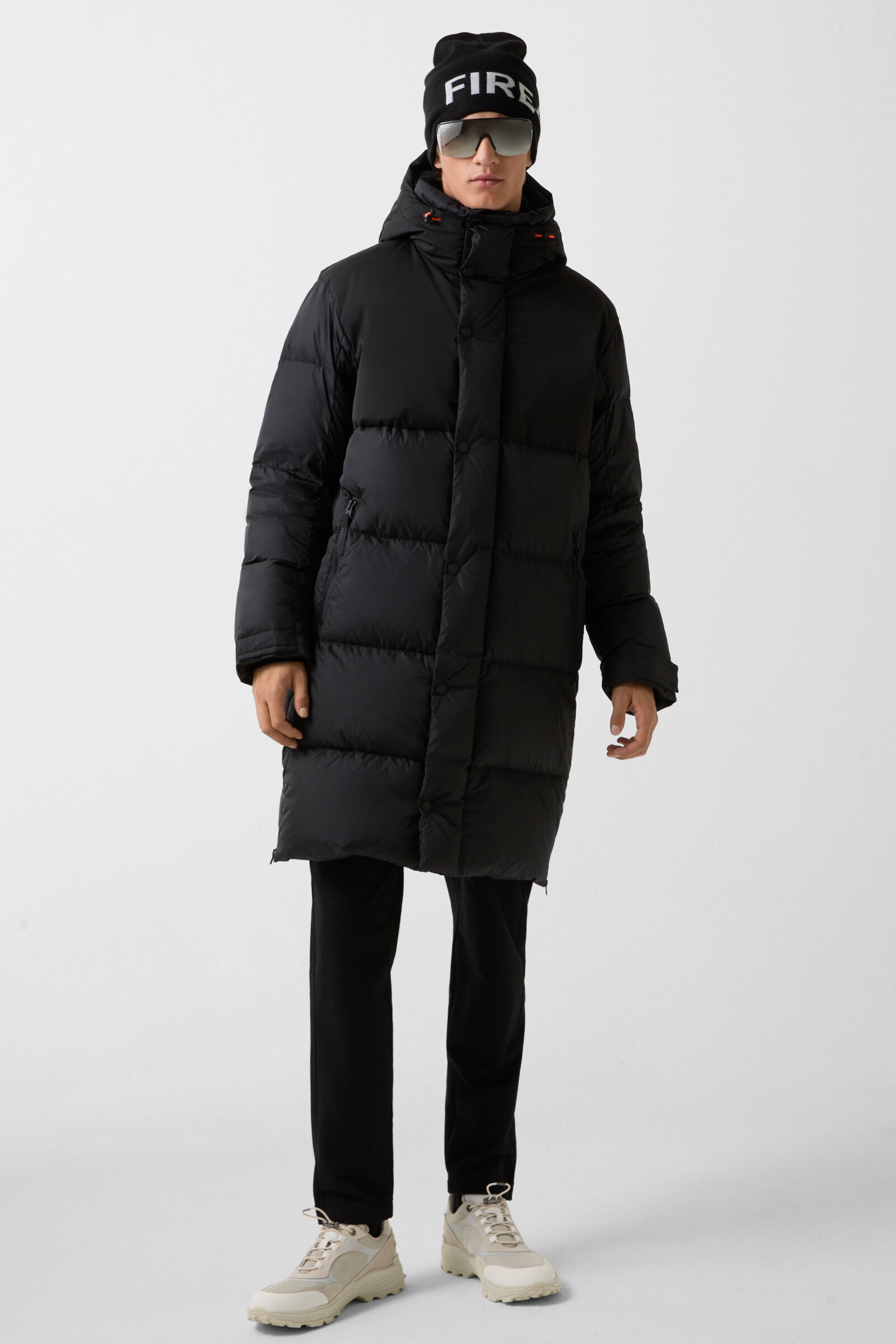 Walt down coat Black