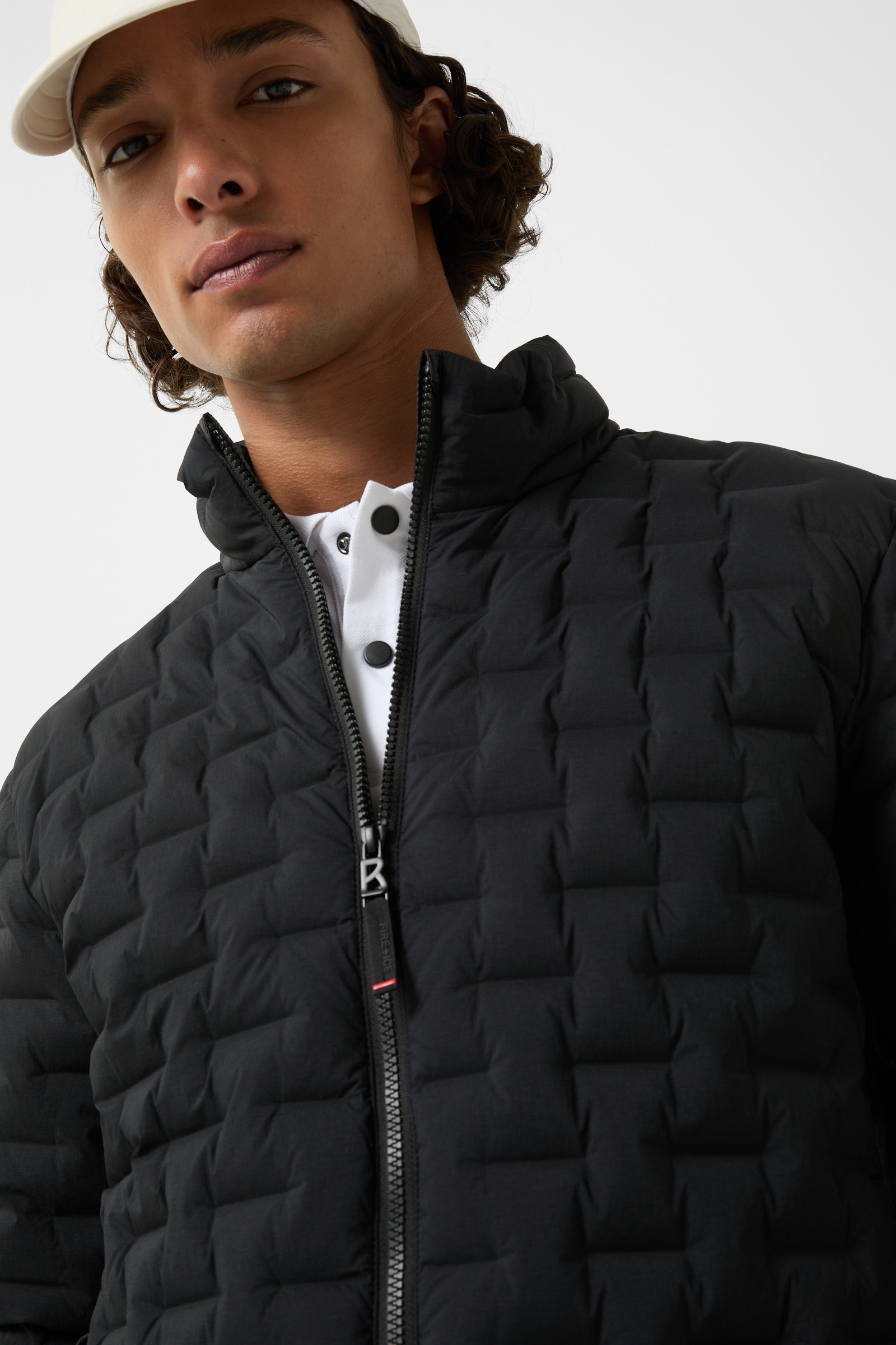 BOGNER FIRE+ICE ナイロンジャケット　M フェニックス Bogner Fire + Ice Men's Luka2 Ski Jacket - Deepest Navy