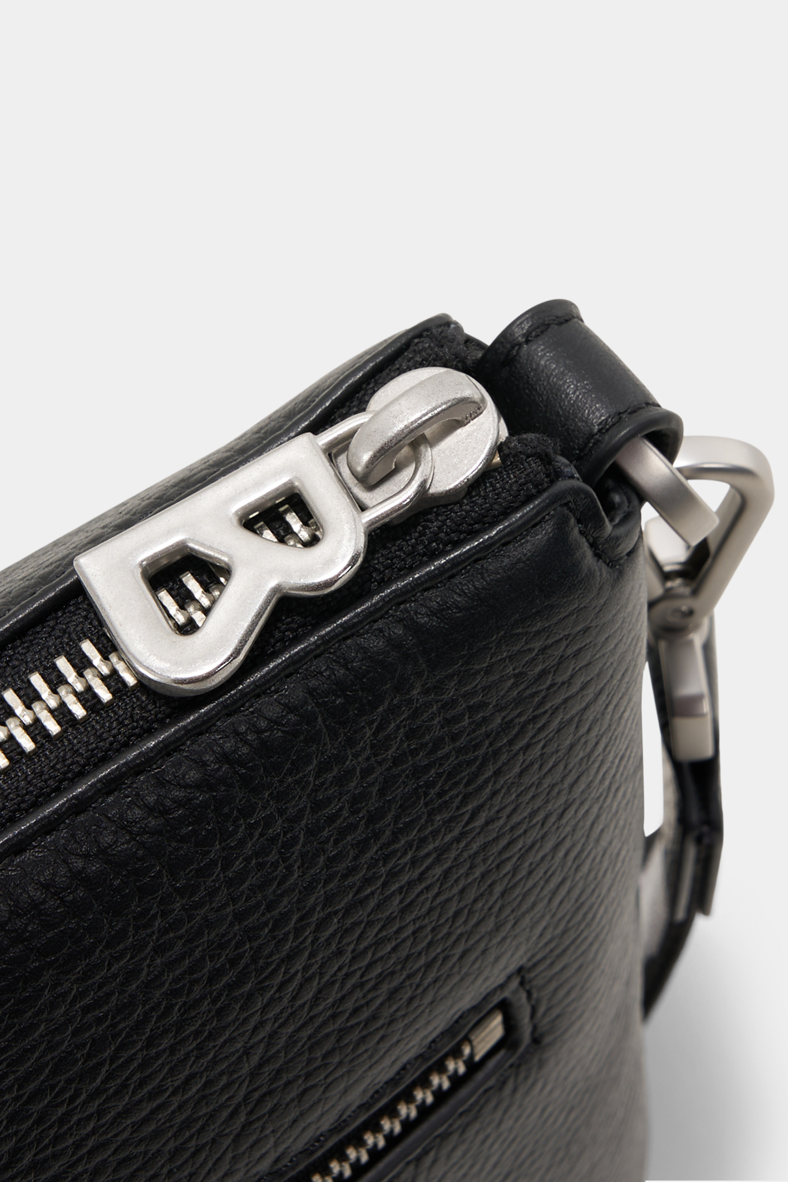 上品 BOGNER Andermatt Flavia Shoulder bag for women 小物