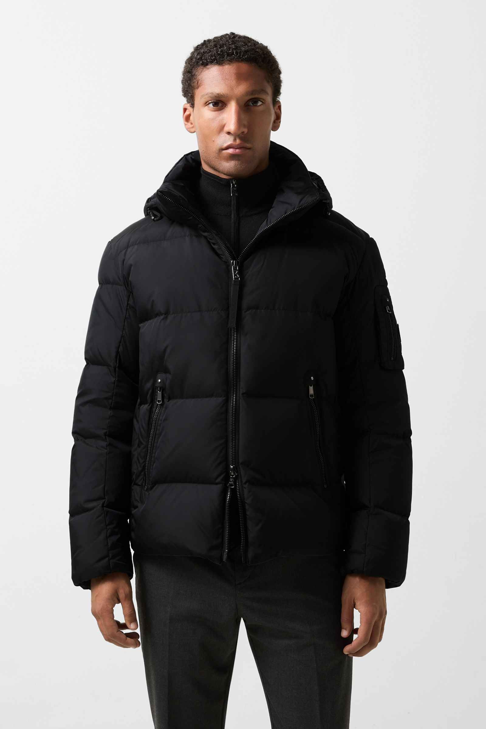 BOGNER ブラック メンズダウンジャケットMサイズ BOGNER Jamy down jacket for Men
