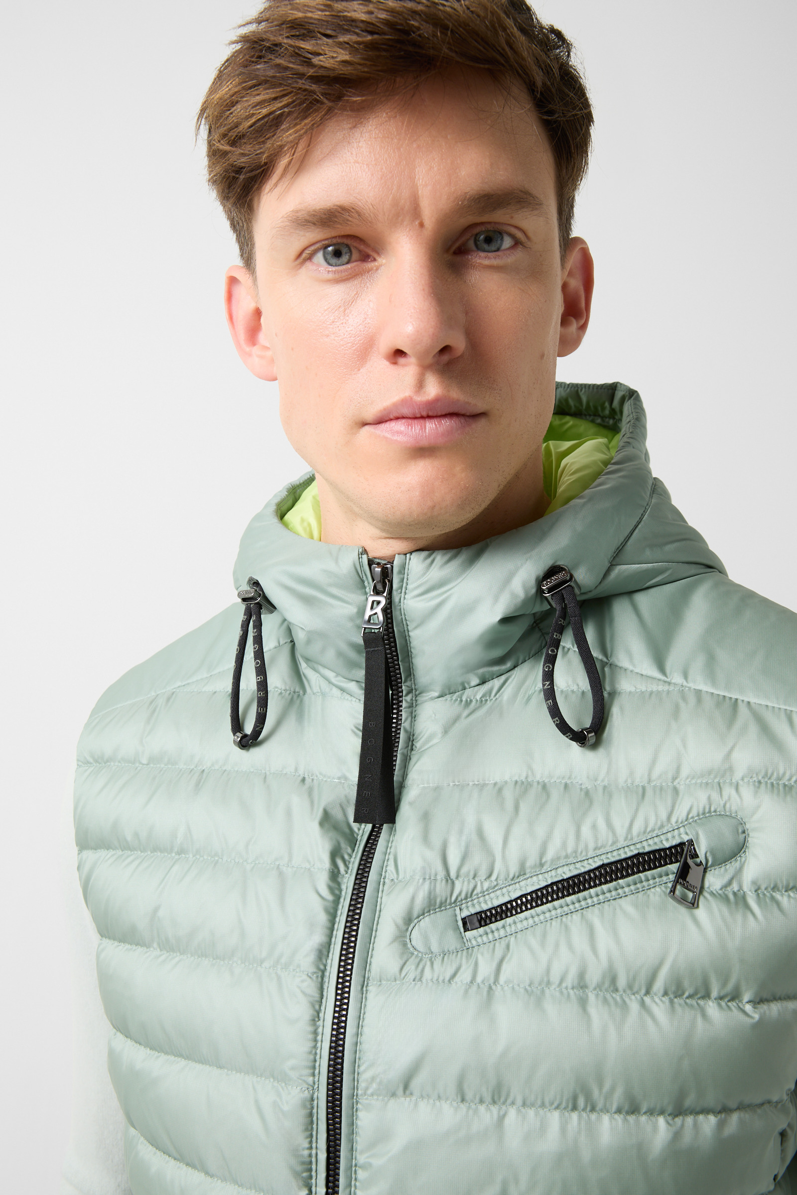 BOGNERのダウンベスト BOGNER Lonne lightweight down vest for Men